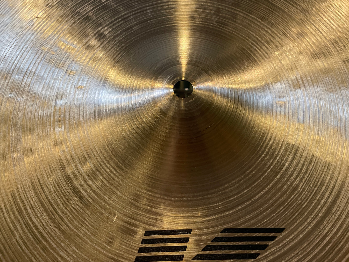 17" Zildjian K Dark Crash Medium Thin Cymbal 1326g