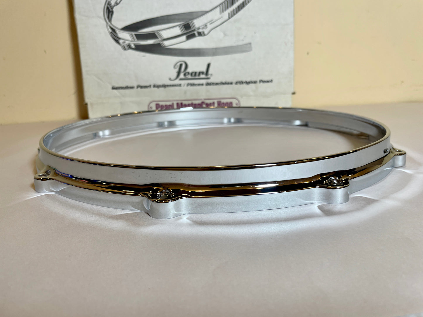 14" Pearl MasterCast 10-Lug Batter Side Die Cast Hoop - Open Box