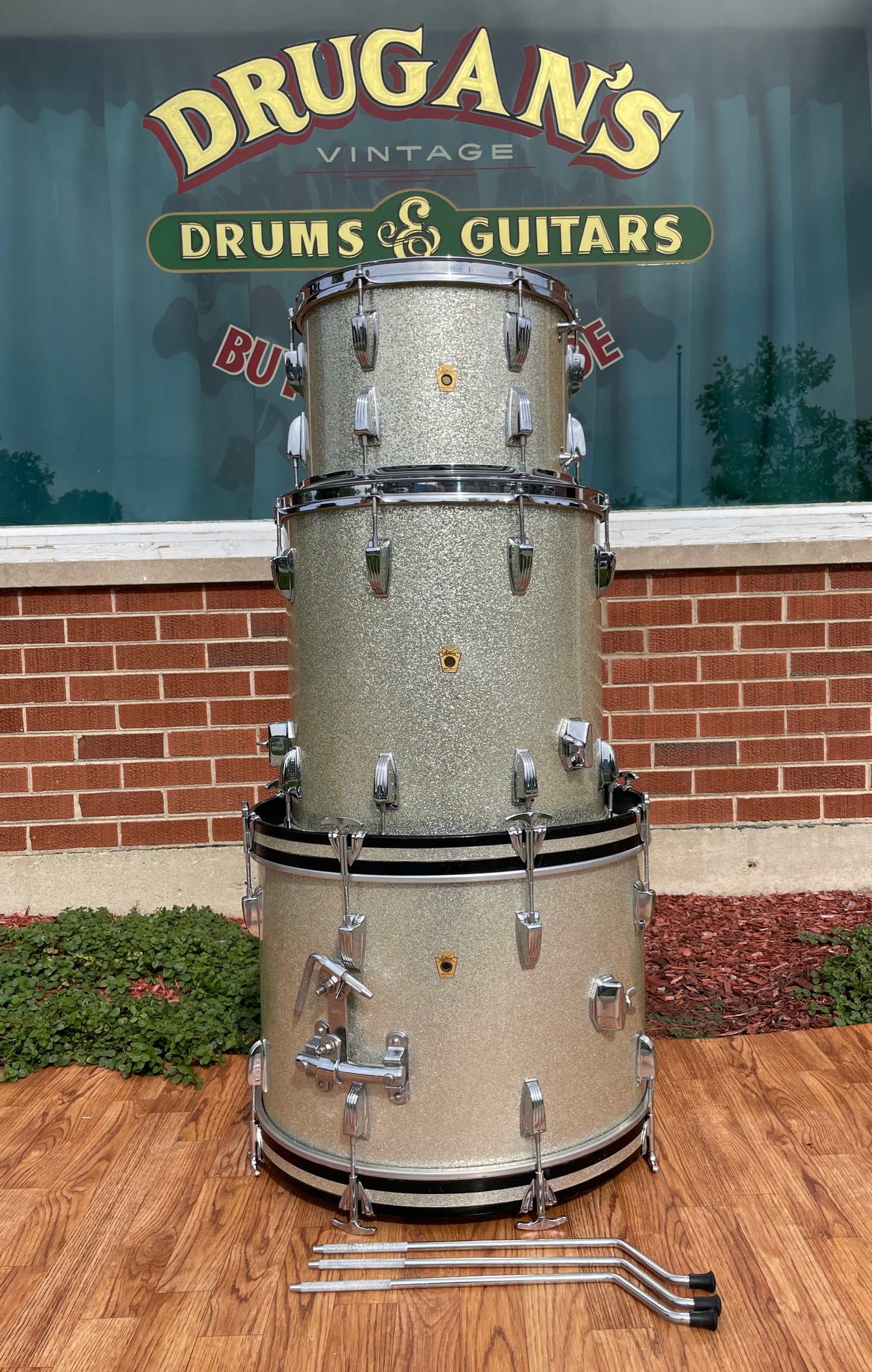1964 Ludwig Super Beat Drum Set Silver Sparkle 20/13/16 COB