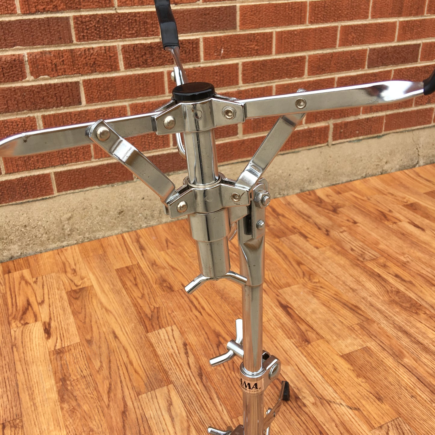 Tama 1976 Stage Ace Snare Stand Model 6870 Swan Leg