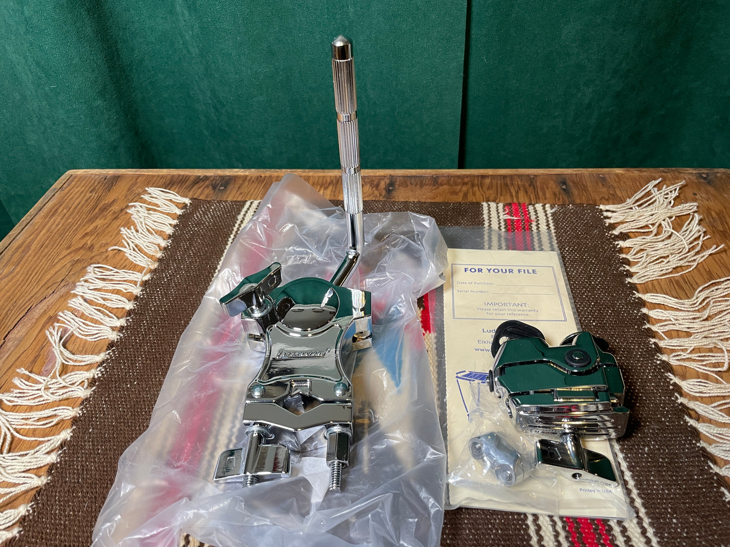 Ludwig Classic Maple Silver Sparkle Fab Outfit Drum Set Silver Sparkle 22/13/16 *Like New*