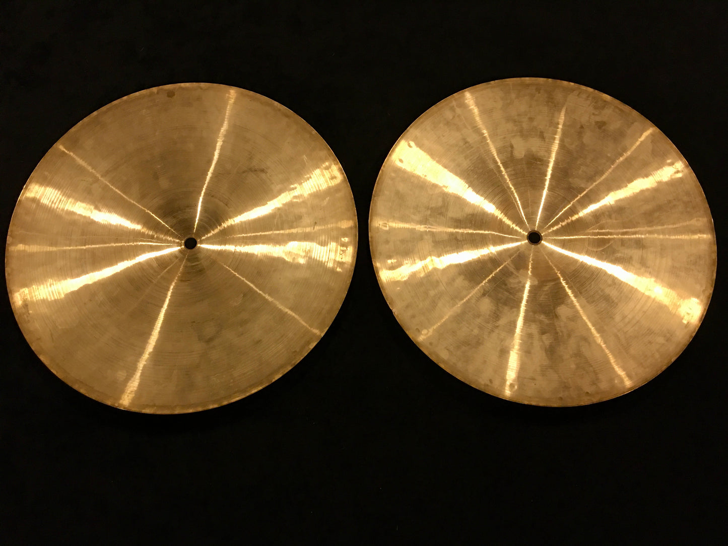 14" Paiste Red Label 2002 Medium Hi-Hat Cymbals 836/1020g