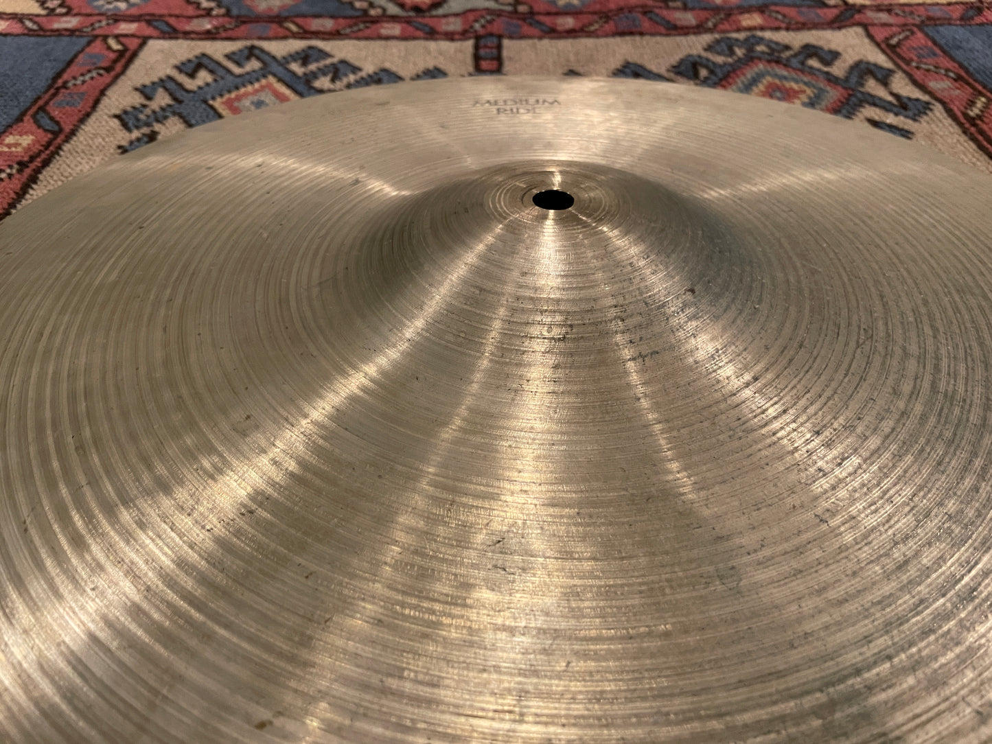 18" Zildjian A 1960s Medium Ride Crash Cymbal 1414g #624
