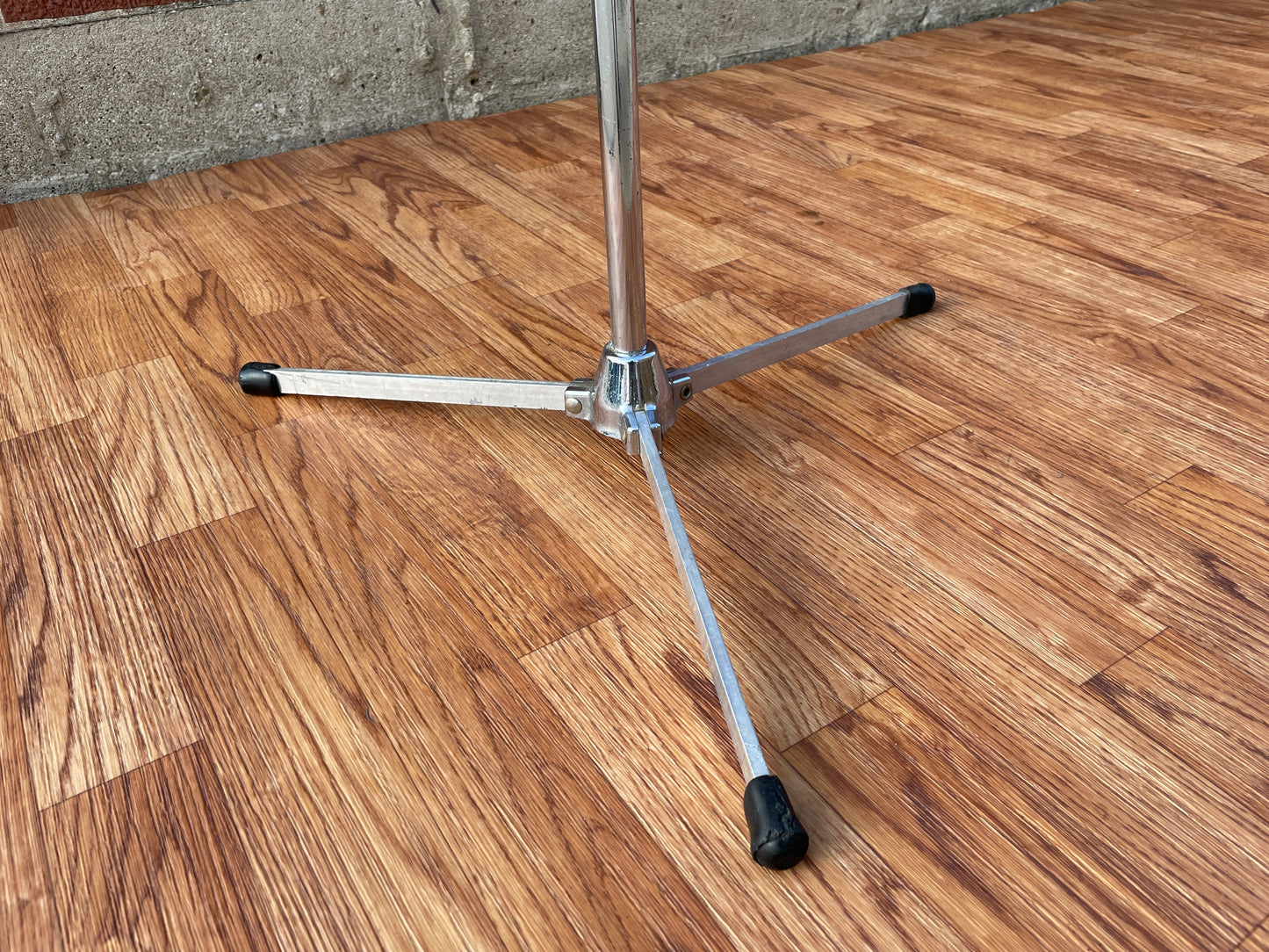 1960s/70s Slingerland Flat Base Straight Cymbal Stand