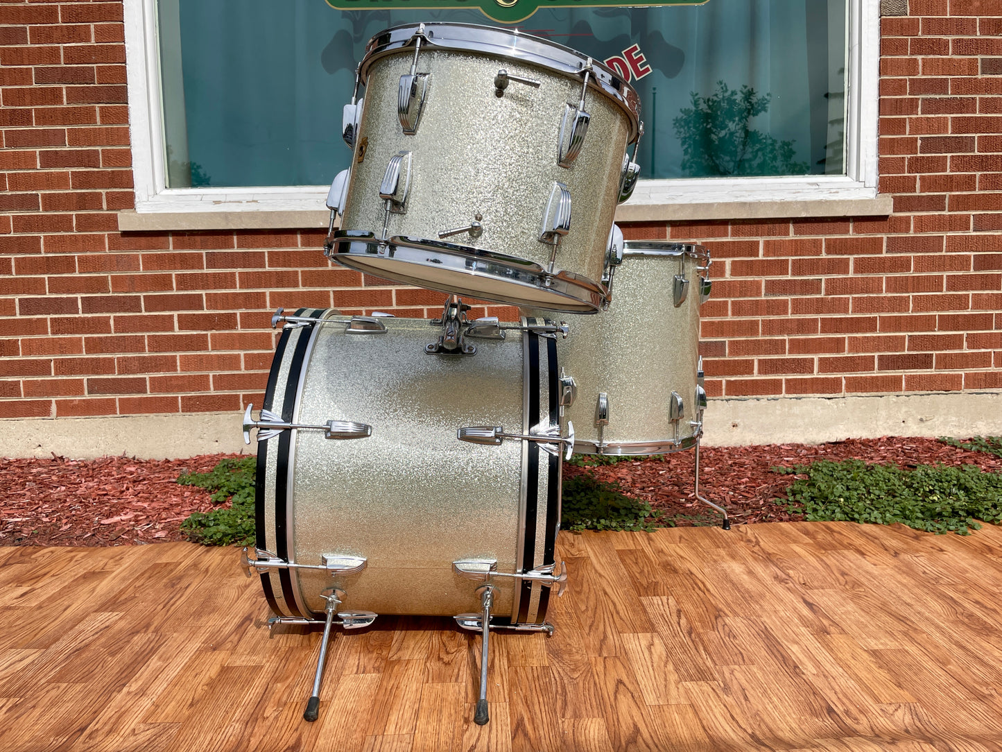 1964 Ludwig Super Beat Drum Set Silver Sparkle 20/13/16 COB