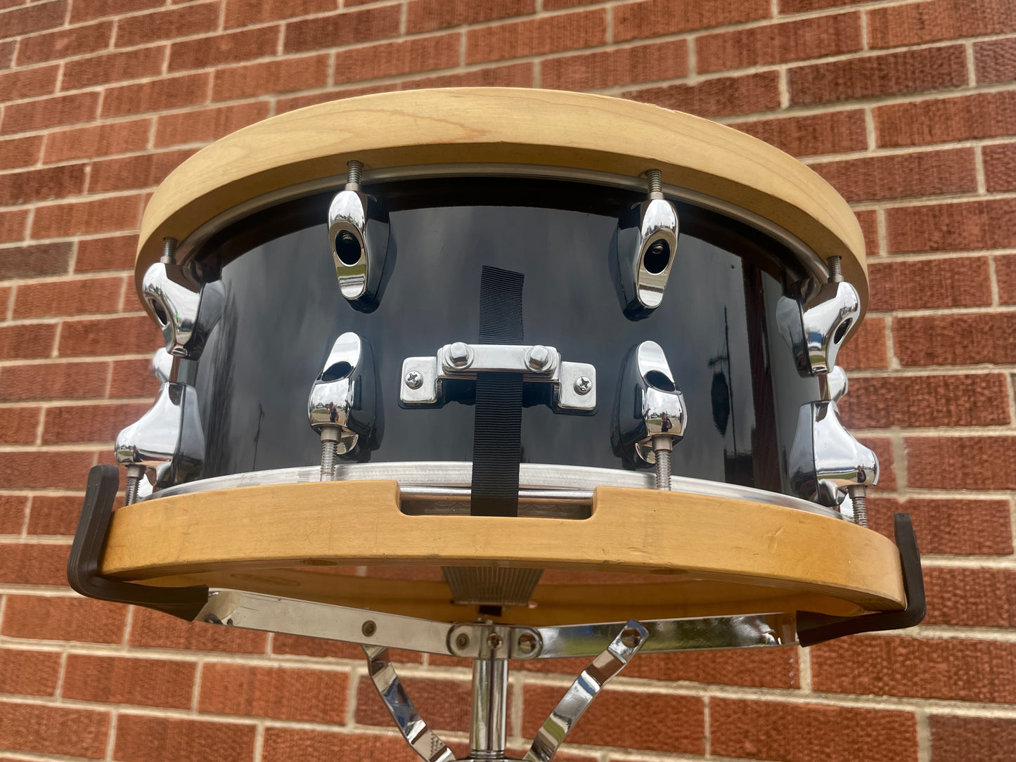 Yamaha 6x14 Anton Fig Snare Drum Black w/ Wood Hoops