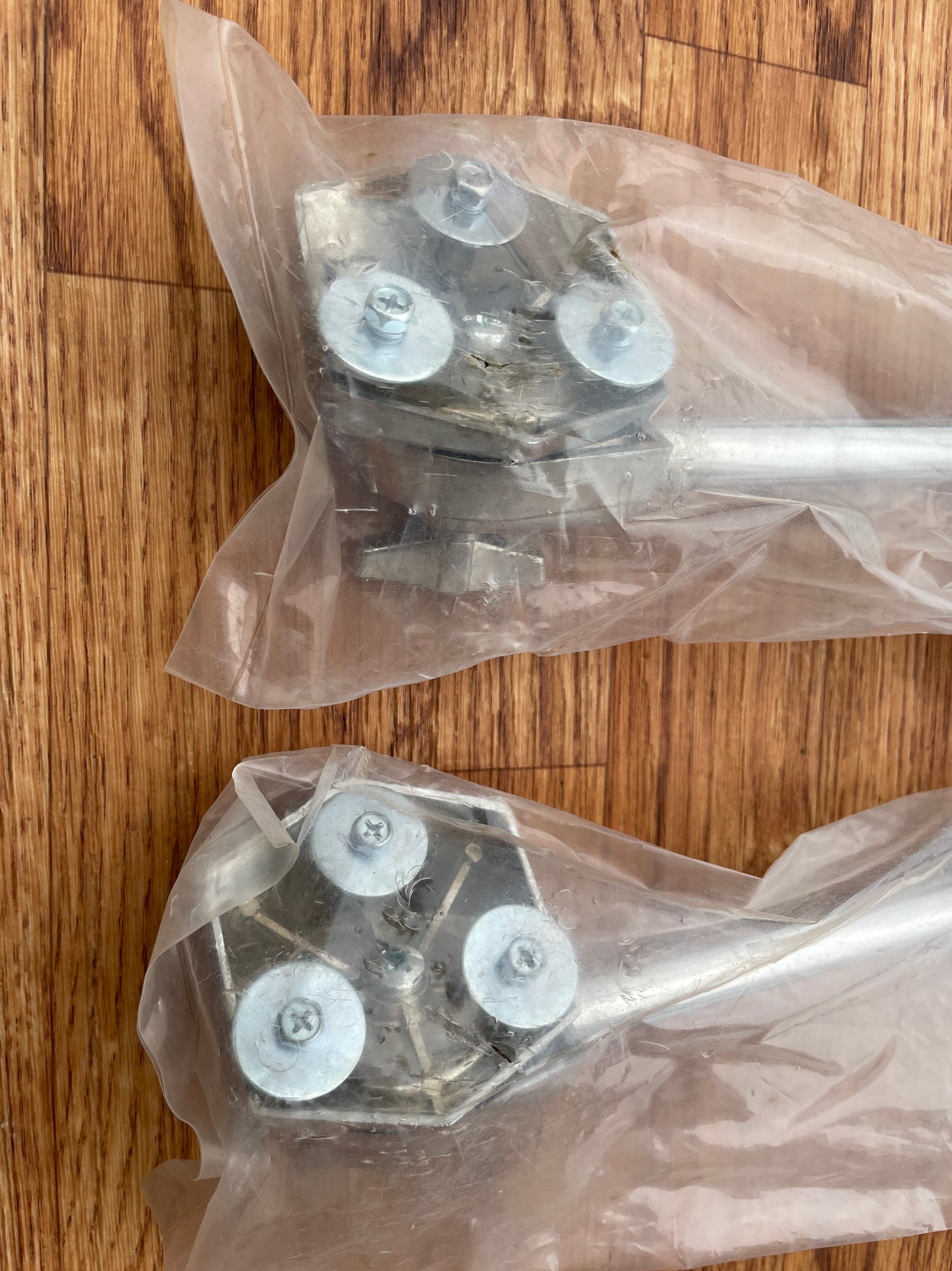 N.O.S. 1980s Pearl 730M Convertible Bass Drum Spurs Pair (x2)