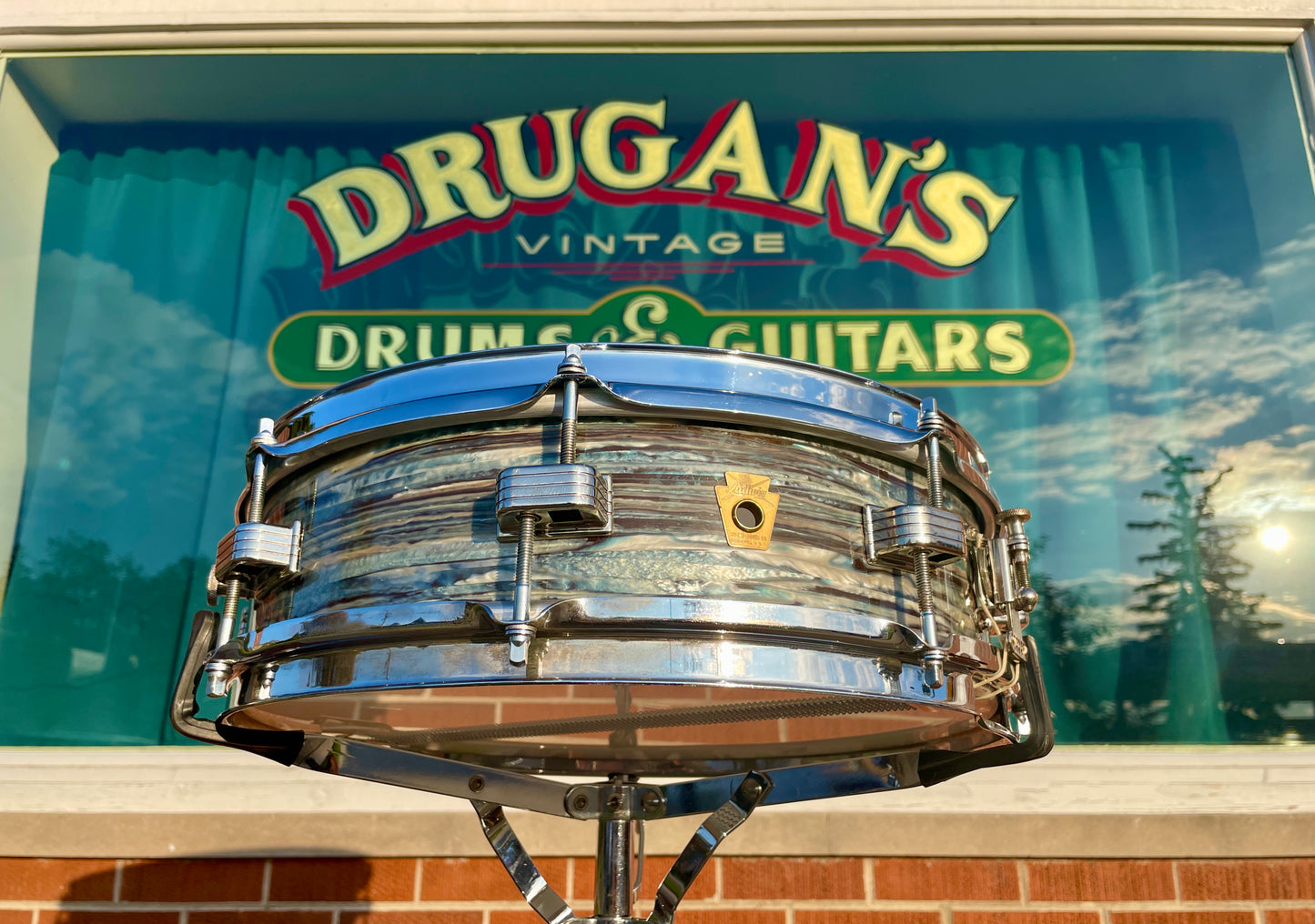 1960-1962 Ludwig 4x14 Downbeat Snare Drum Oyster Blue Pearl Pre-Serial Keystone Badge