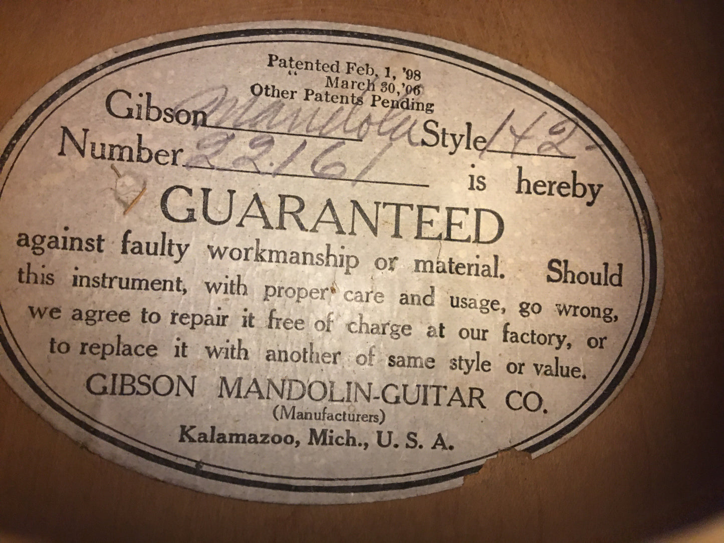 1915 Gibson Mandola H-2 (Mandola version of the A-4 Mandolin) Ebony