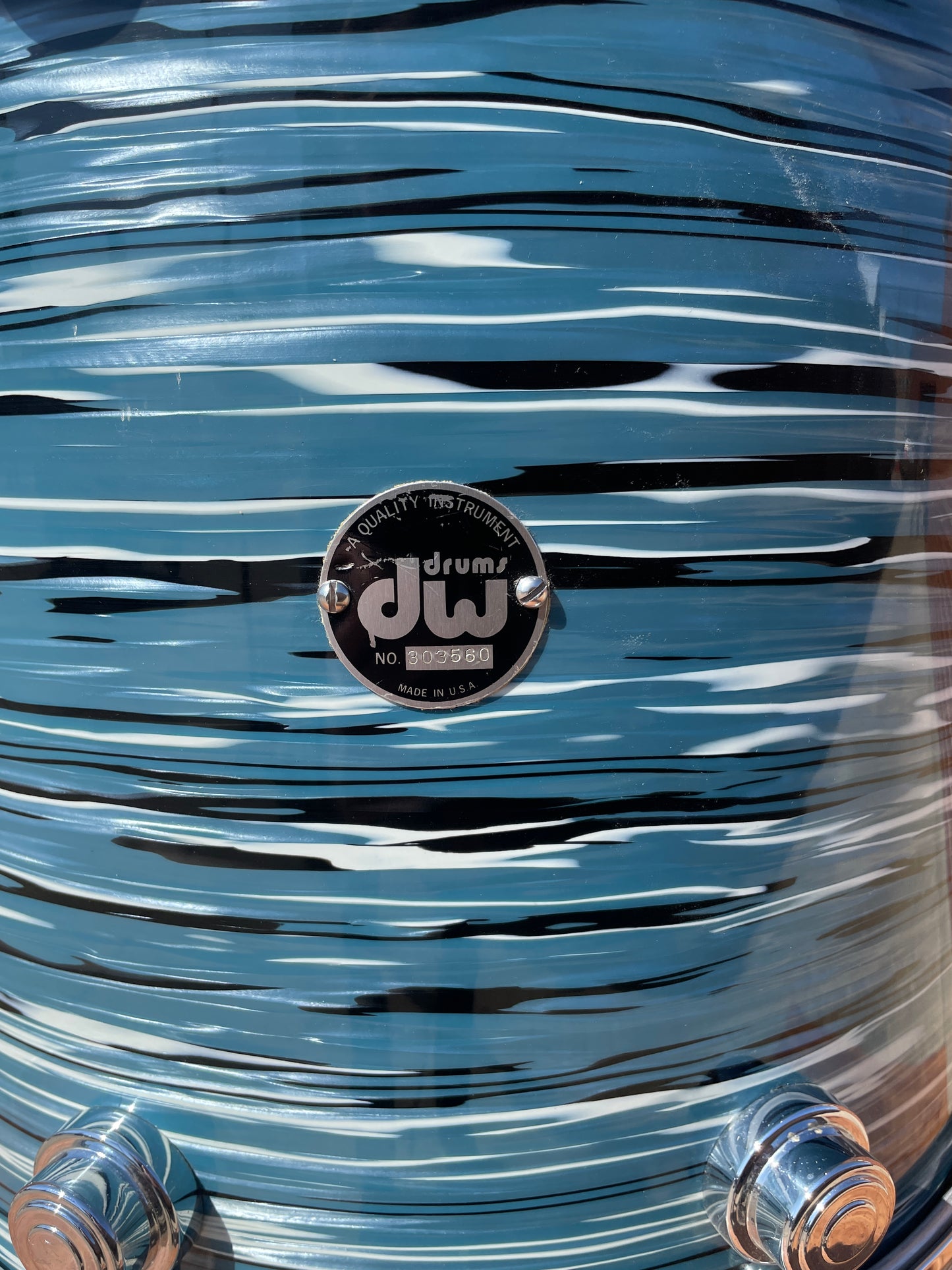 DW 16x16 Floor Tom Oyster Blue w/ Suspension Rim Mount Drum Workshop