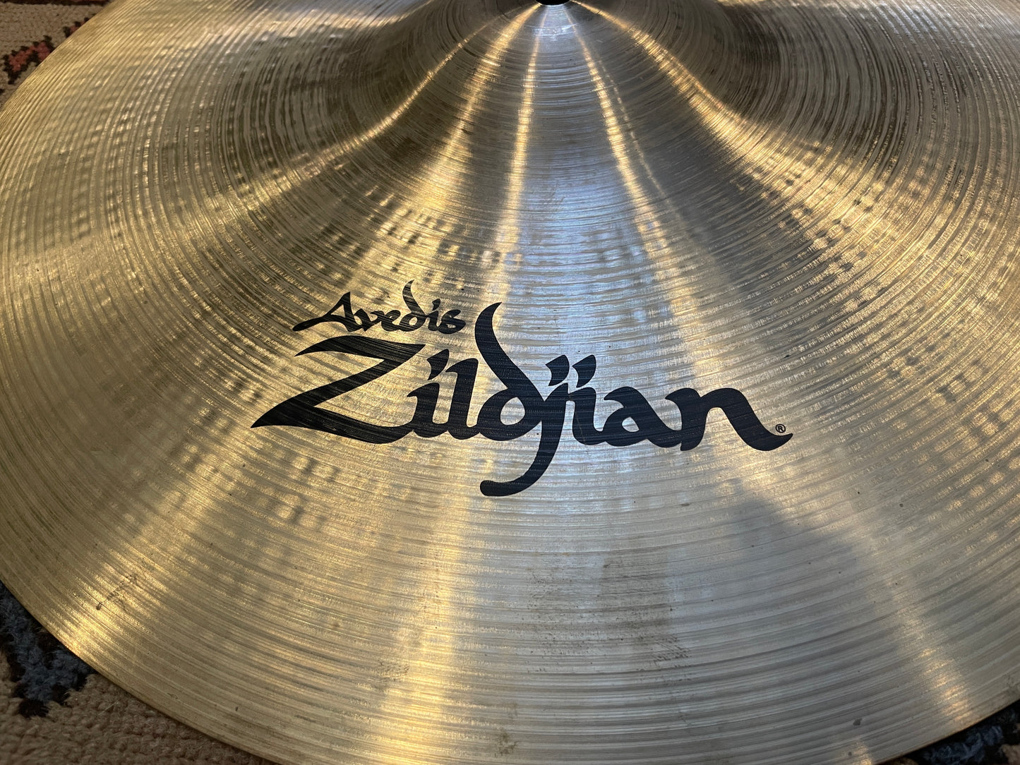 18" Zildjian A Medium Thin Crash Cymbal 1496g A0232