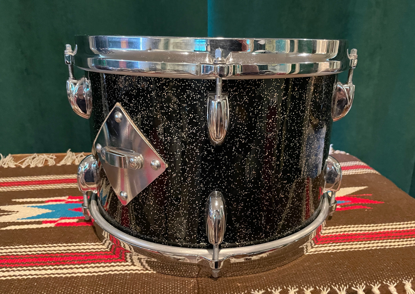 1960s Gretsch 8x12 No. 4415 Tom Drum Anniversary Sparkle Round Badge