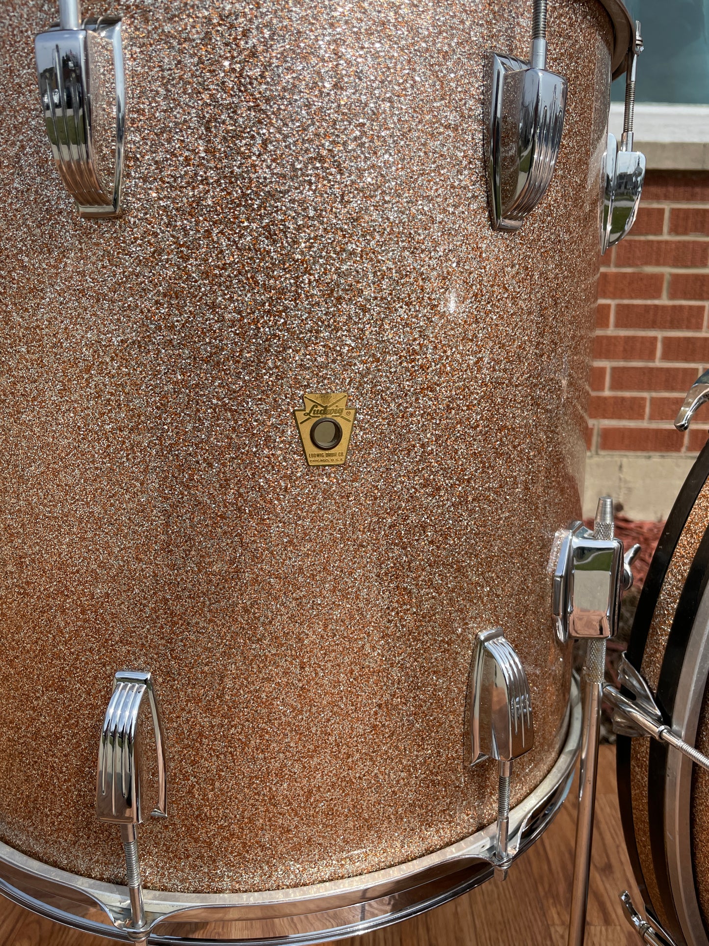 1964 Ludwig Super Classic Drum Set Champagne Sparkle 22/13/16