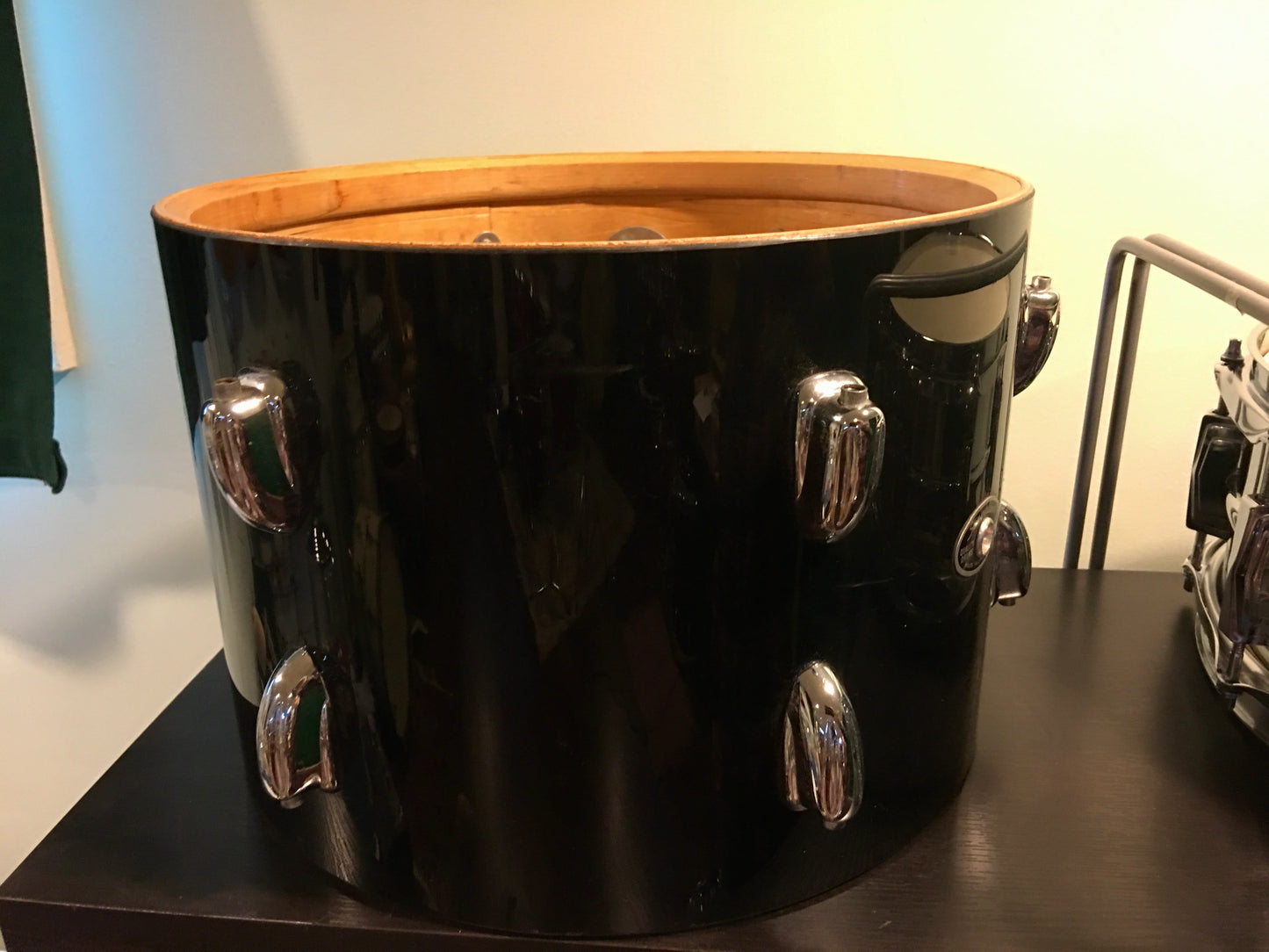 1970s Slingerland 9x13 Tom Drum Shell Black