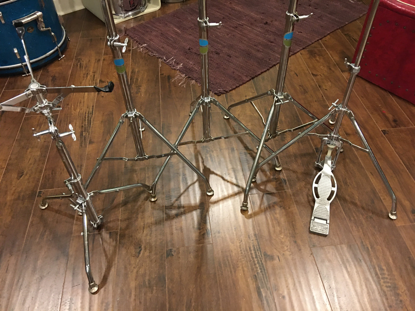 1976 Ludwig Atlas 5 pc. Hardware Package Swivel Feet Hi-Hat/Snare/3 Cymbal Stands