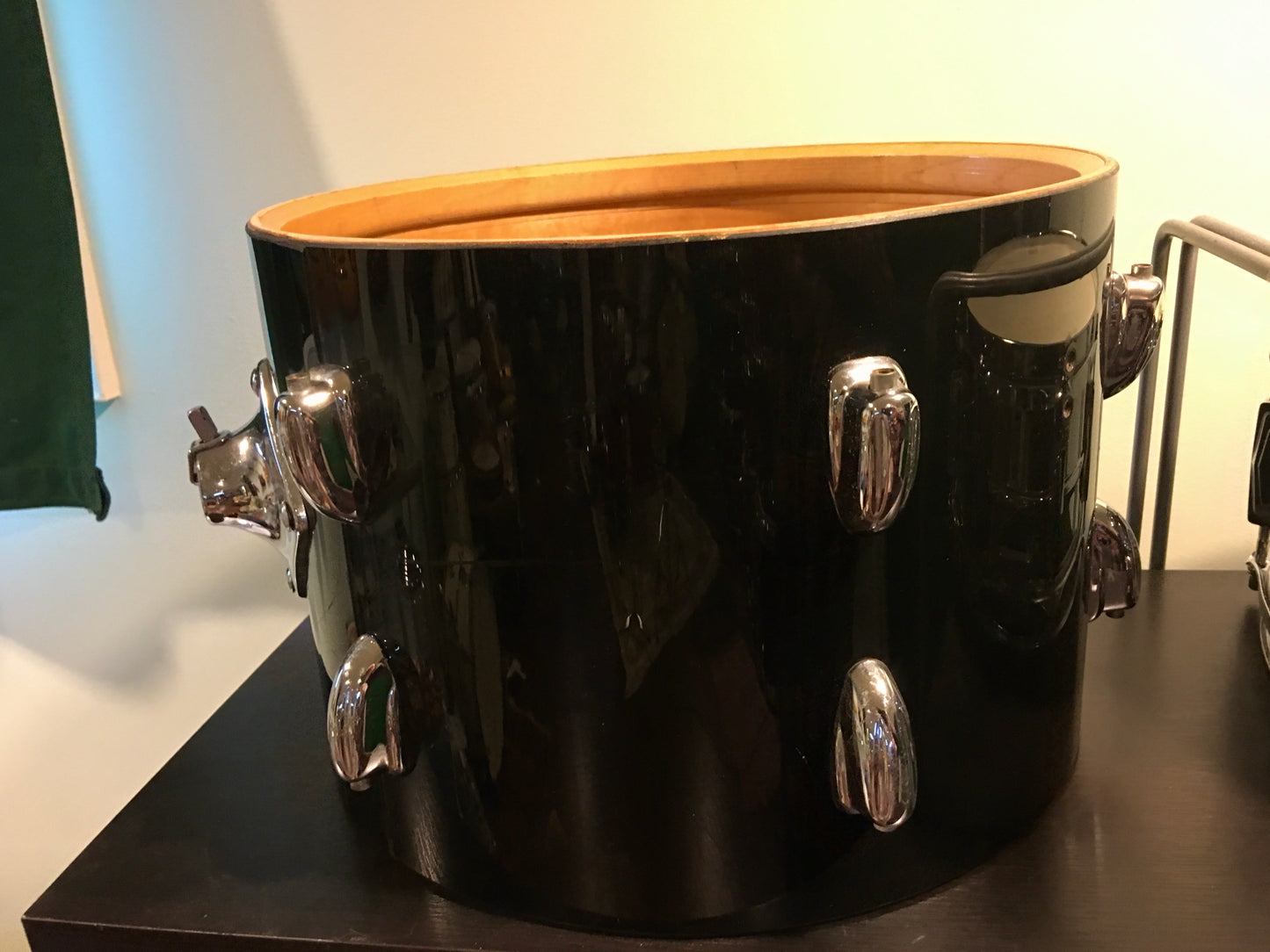 1970s Slingerland 9x13 Tom Drum Shell Black