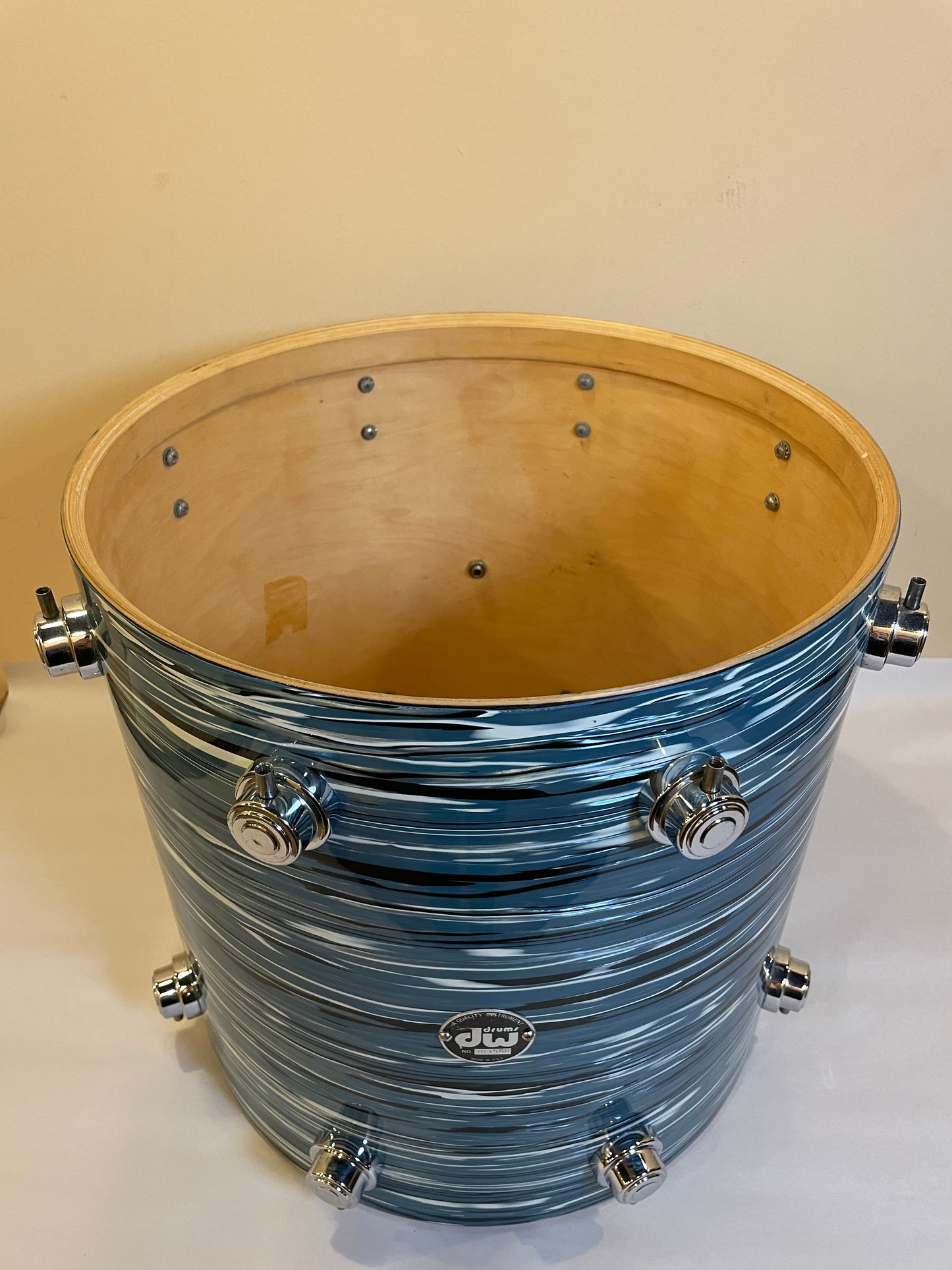 DW 16x16 Floor Tom Oyster Blue w/ Suspension Rim Mount Drum Workshop