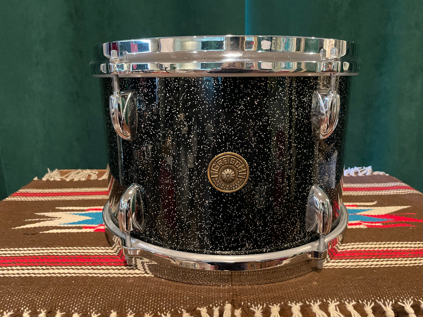 1960s Gretsch 8x12 No. 4415 Tom Drum Anniversary Sparkle Round Badge
