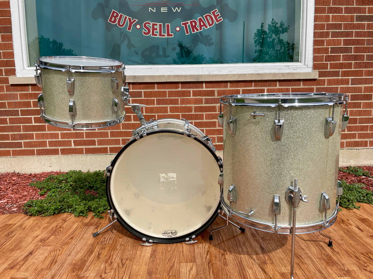 1964 Ludwig Super Beat Drum Set Silver Sparkle 20/13/16 COB