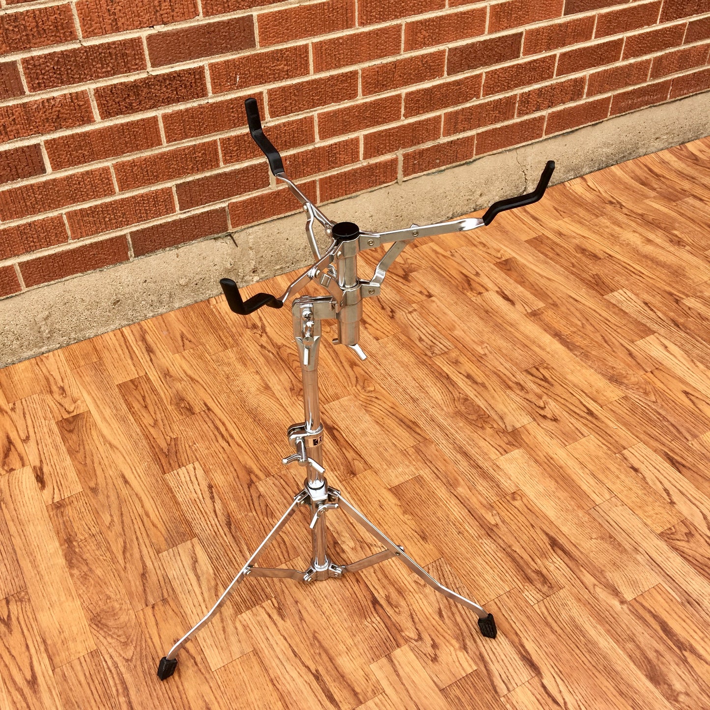 Tama 1976 Stage Ace Snare Stand Model 6870 Swan Leg