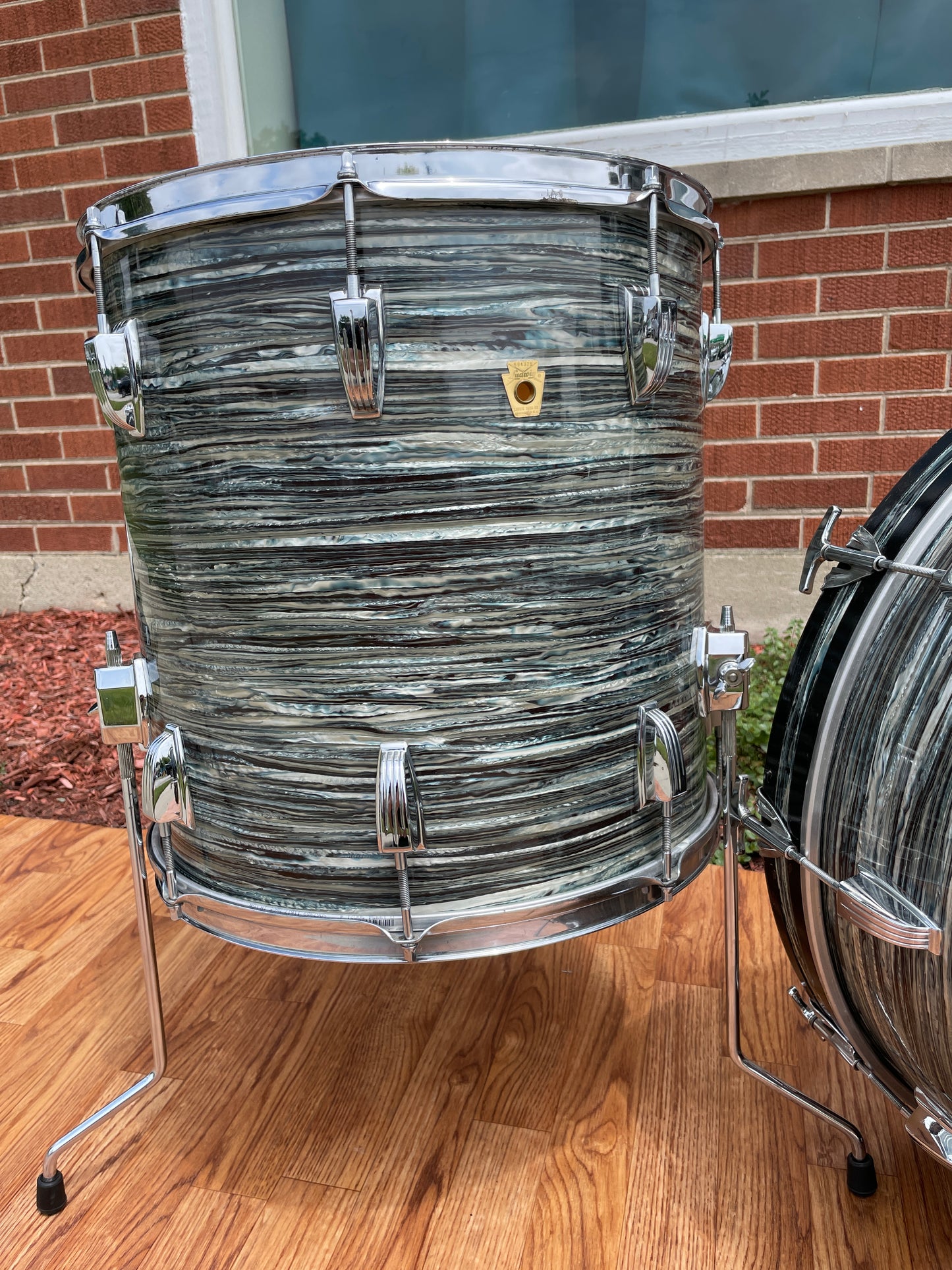 1968 Ludwig Super Classic Drum Set Oyster Blue Pearl 22/13/16