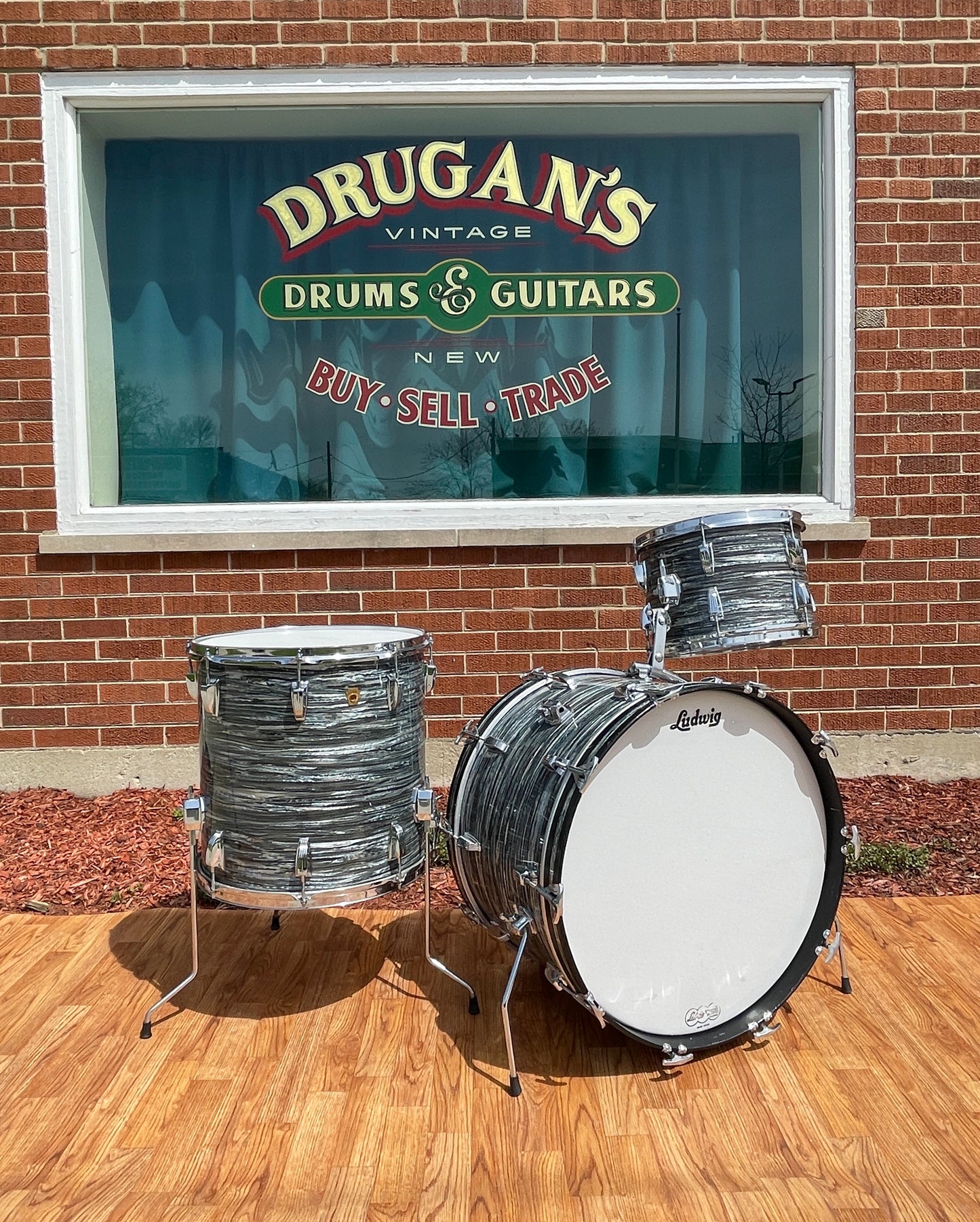 1968 Ludwig Super Classic Drum Set Oyster Blue Pearl 22/13/16