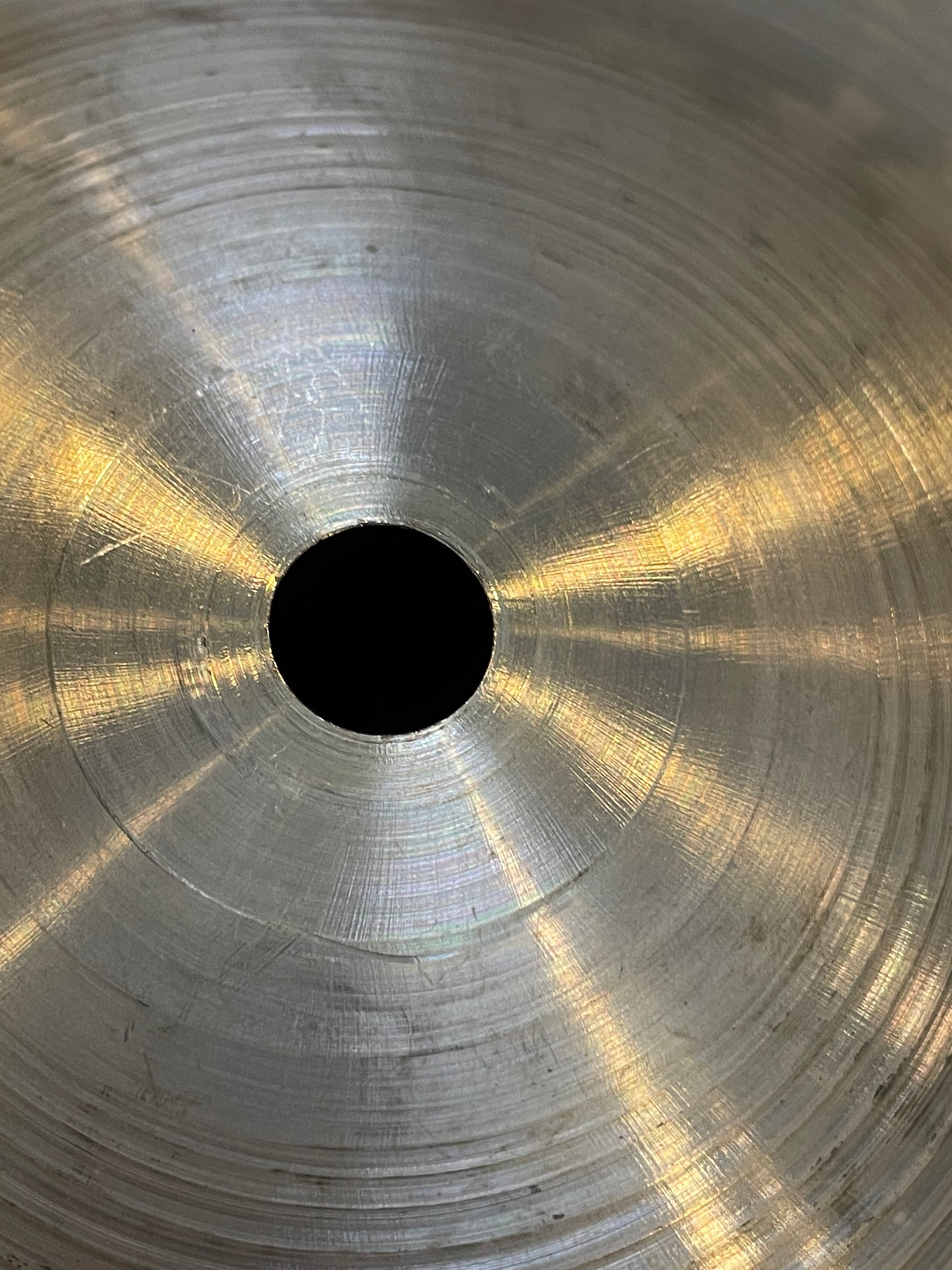 18" Zildjian A Medium Thin Crash Cymbal 1496g A0232