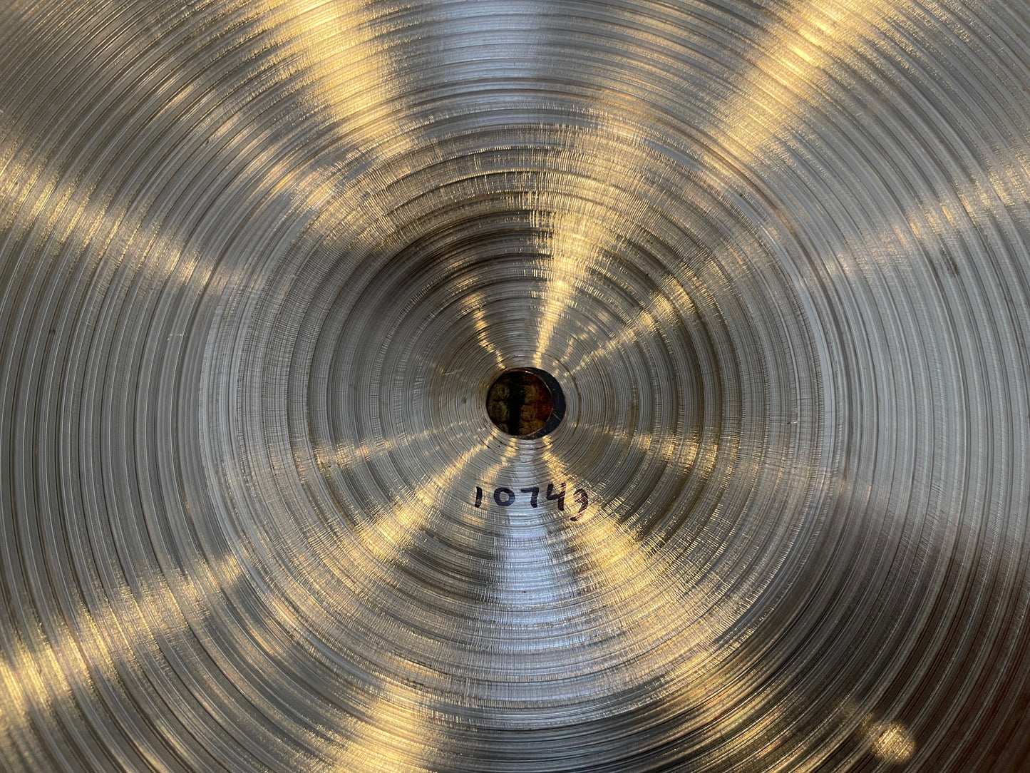 16" Zildjian A 1980s Thin Crash Cymbal 1074g