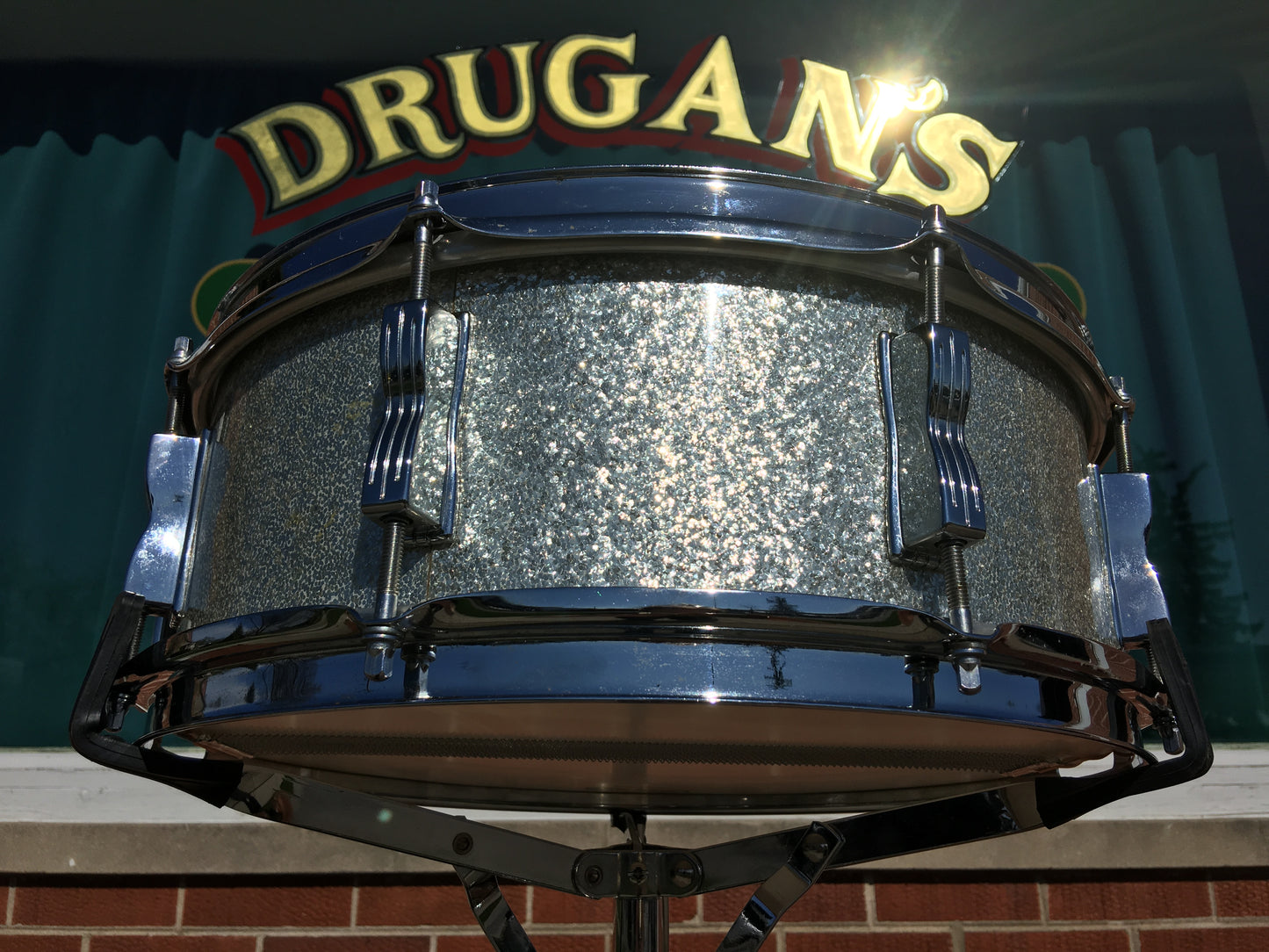1968 Ludwig 5x14 Jazz Festival 8 Lug Snare Drum Silver Sparkle