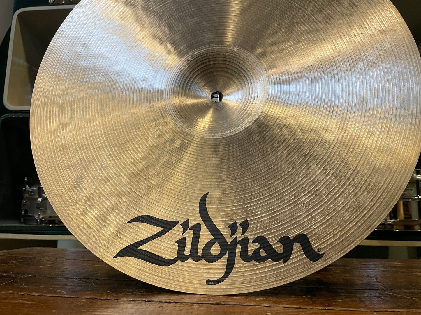 16" Zildjian K Dark Crash Medium Thin Cymbal 1234g
