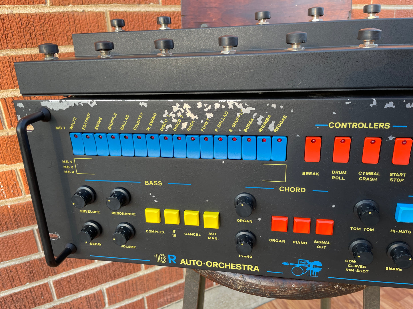 Vintage MTI 16R Auto Orchestra Analog Drum Machine, Bass, Piano, & Organ Synthesizer