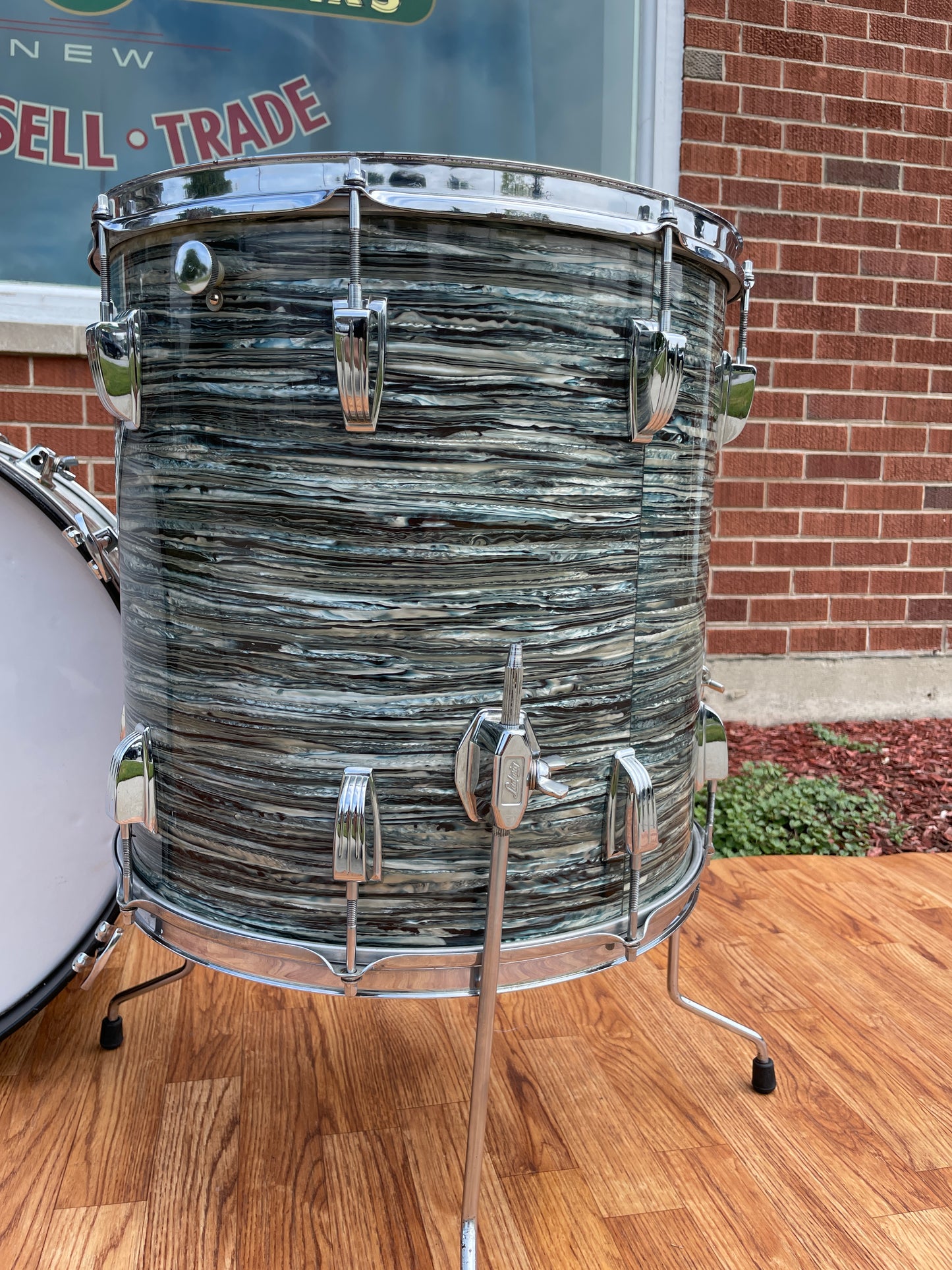 1968 Ludwig Super Classic Drum Set Oyster Blue Pearl 22/13/16