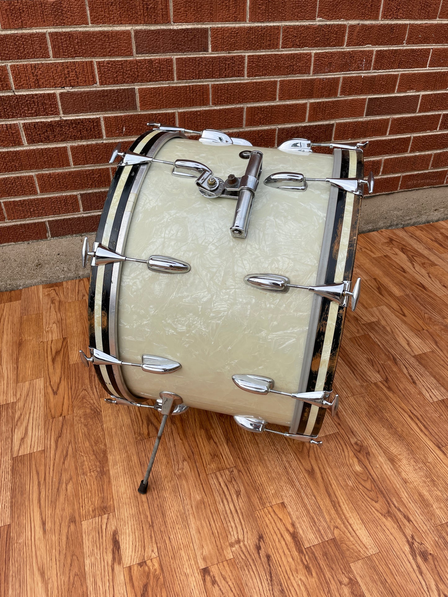 1960s Slingerland 14x22 Bass Drum White Marine Pearl