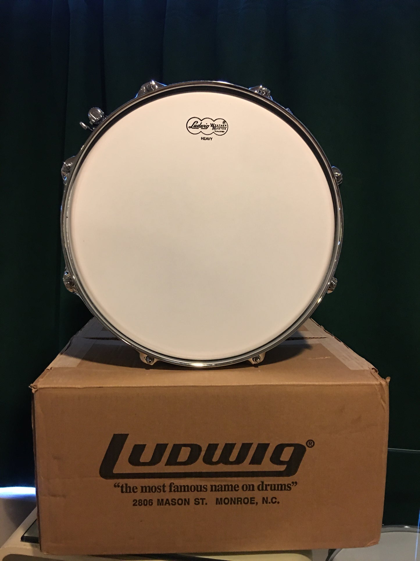 Ludwig 5.5x14 Jazz Fest LS9081Q 3-Ply Mahogany Snare Drum Vintage Black Oyster Pearl