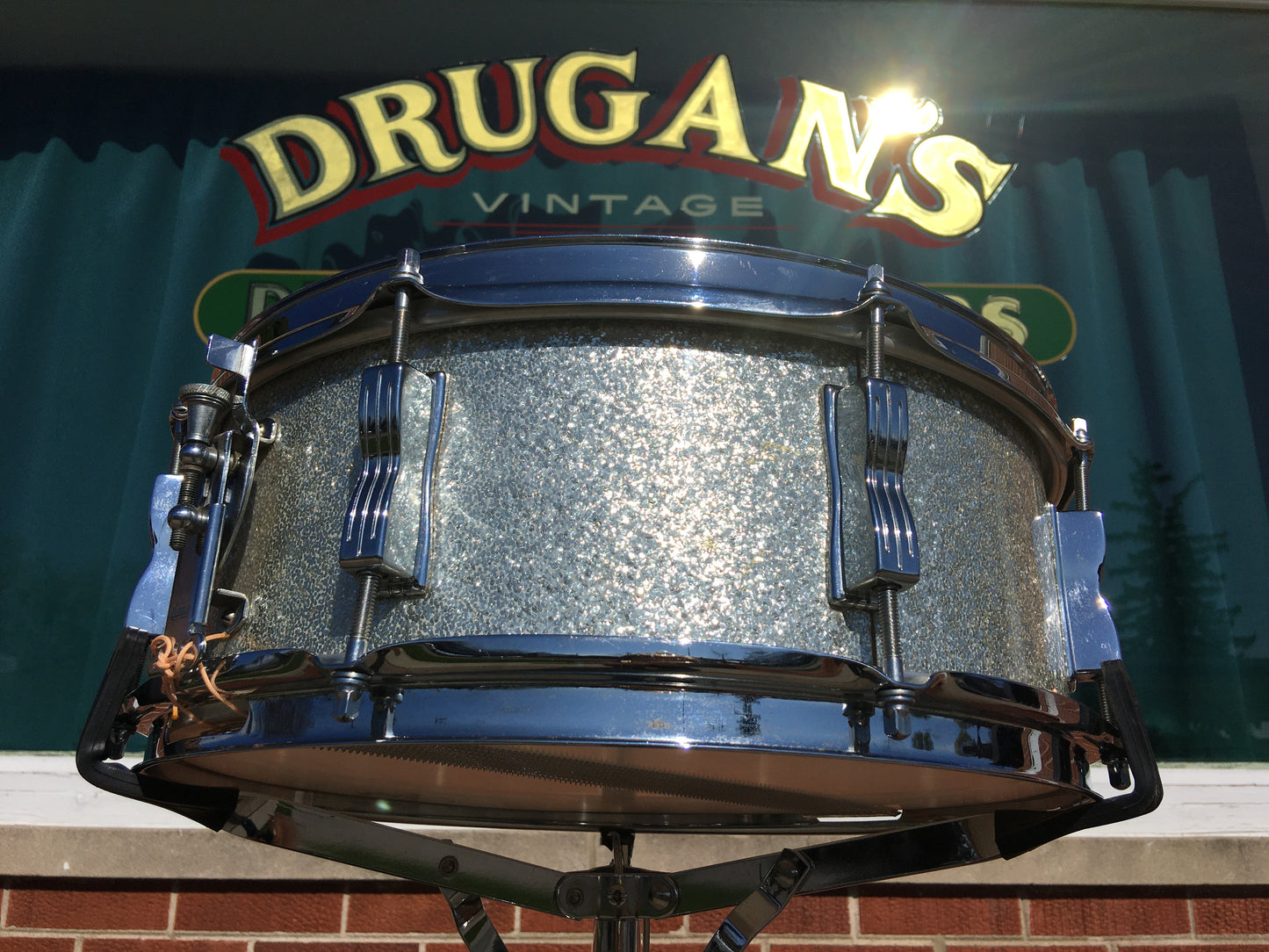1968 Ludwig 5x14 Jazz Festival 8 Lug Snare Drum Silver Sparkle
