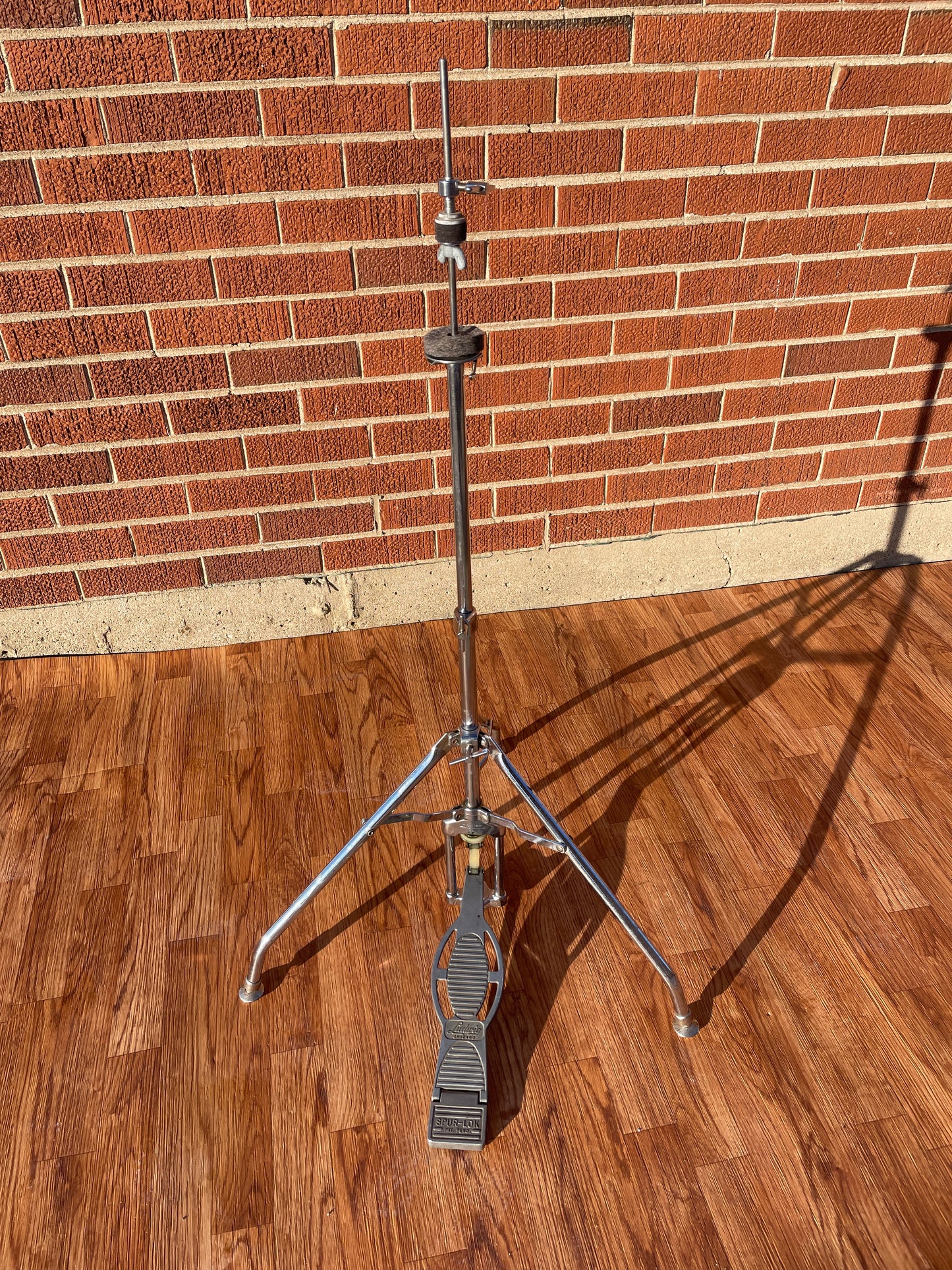 1970s Ludwig No. 1130 Atlas Tubular Spur-Lok Hi-Hat Stand w/ Swivel Feet