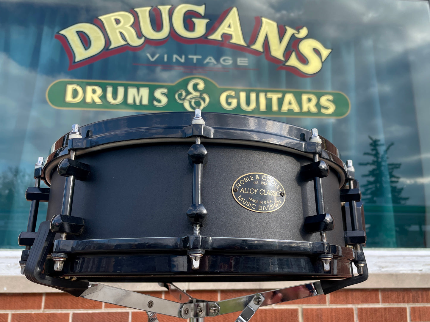 Noble & Cooley 4.75x14 Alloy Classic Snare Drum Black