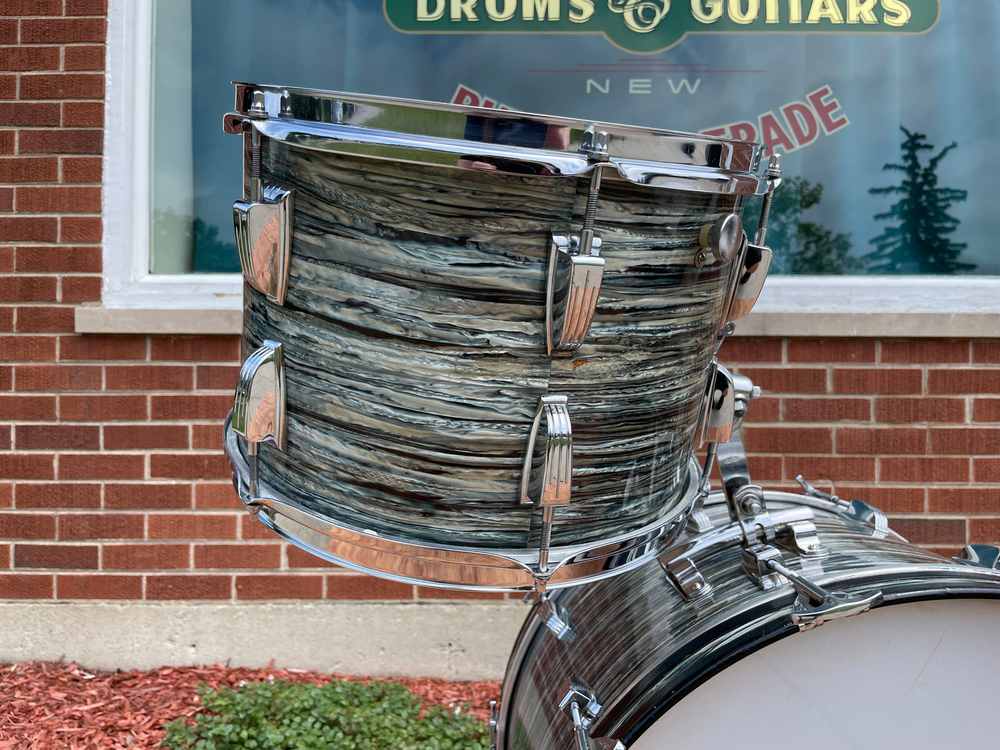 1968 Ludwig Super Classic Drum Set Oyster Blue Pearl 22/13/16