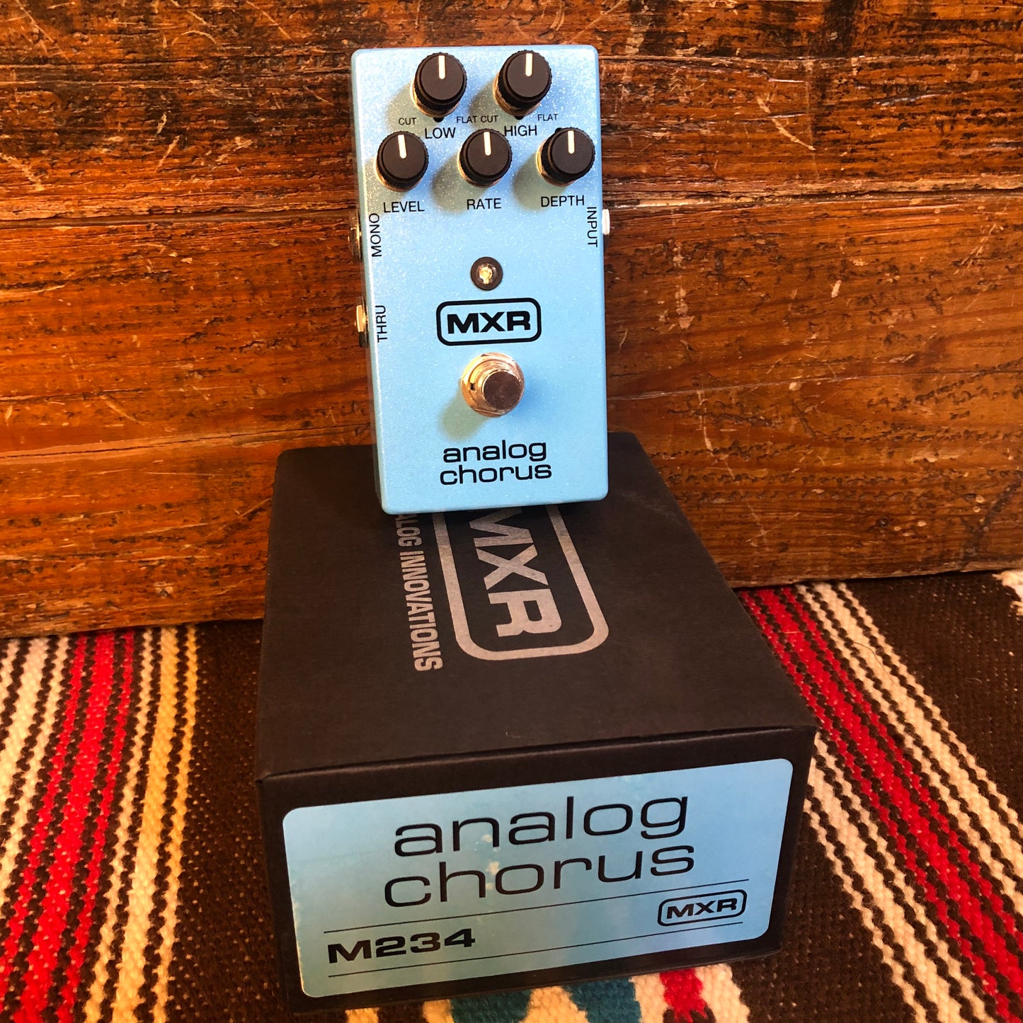 MXR Analog Chorus Pedal M234 w/ Box