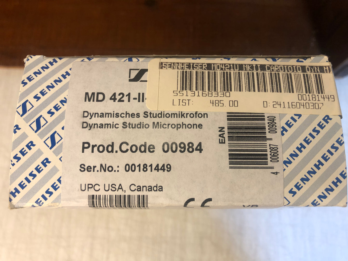 Sennheiser MD421-II Dynamic Microphone w/ Case & Box