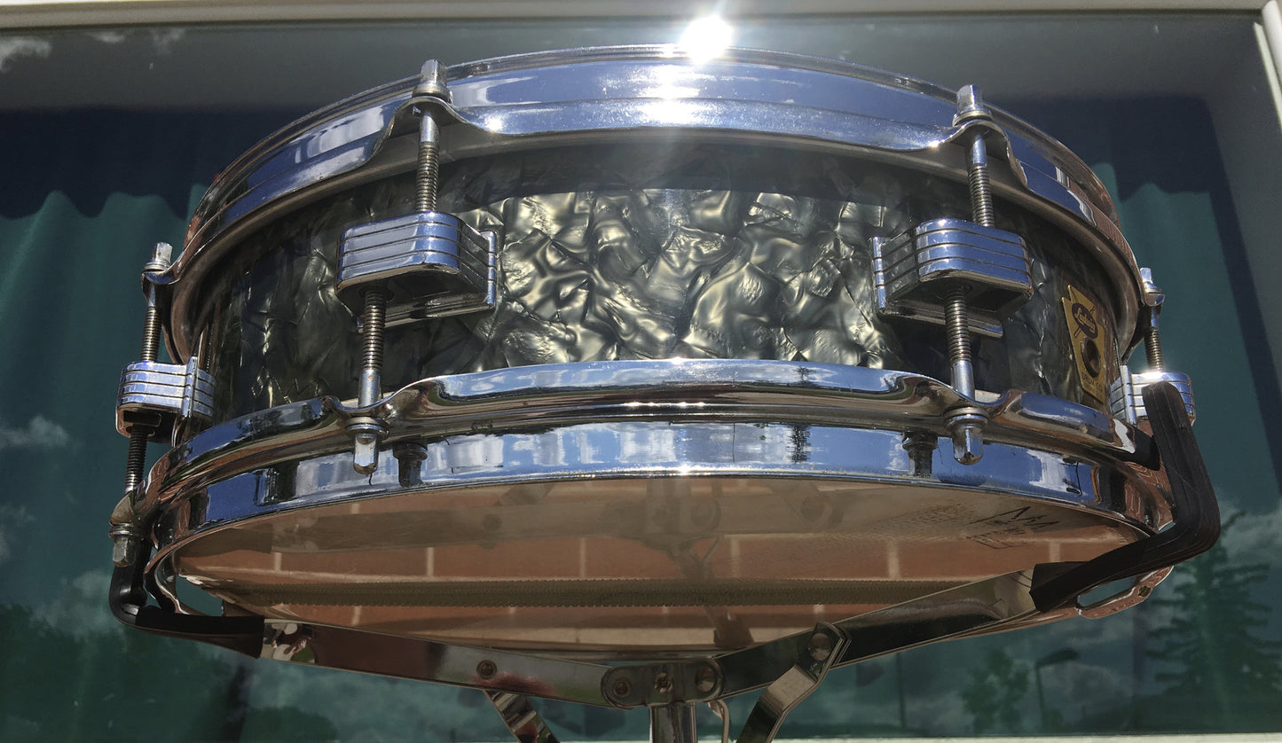 1959 Ludwig Downbeat Trans Badge 4"x14" Black Diamond Pearl Snare Drum