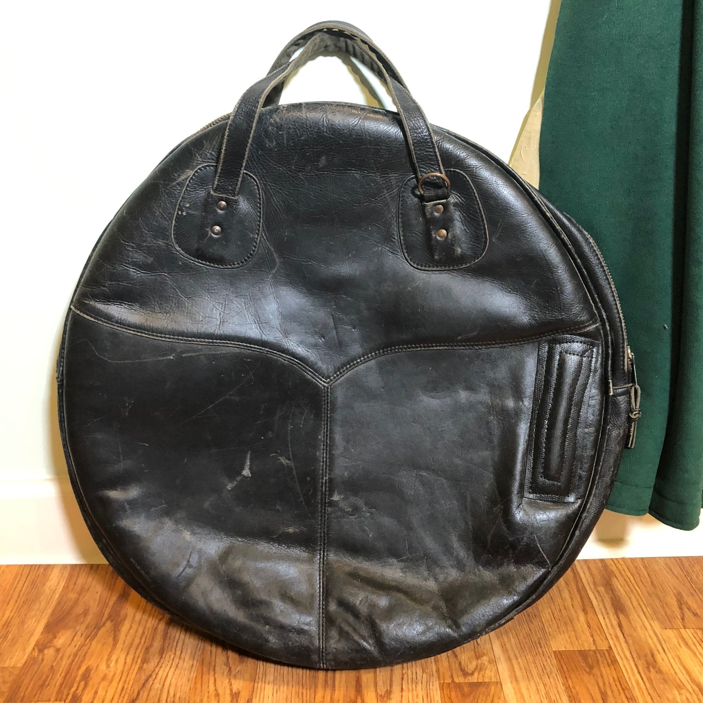 Vintage 1970s Reunion Blues 22" Leather Cymbal Bag Zildjian