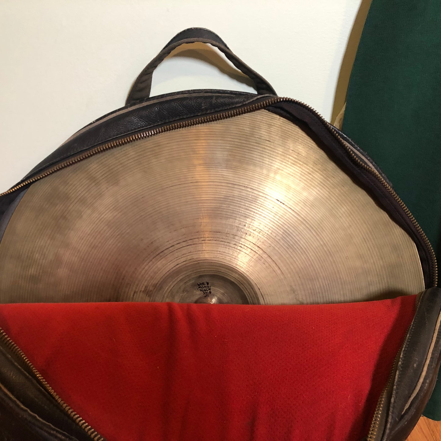 Vintage 1970s Reunion Blues 22" Leather Cymbal Bag Zildjian