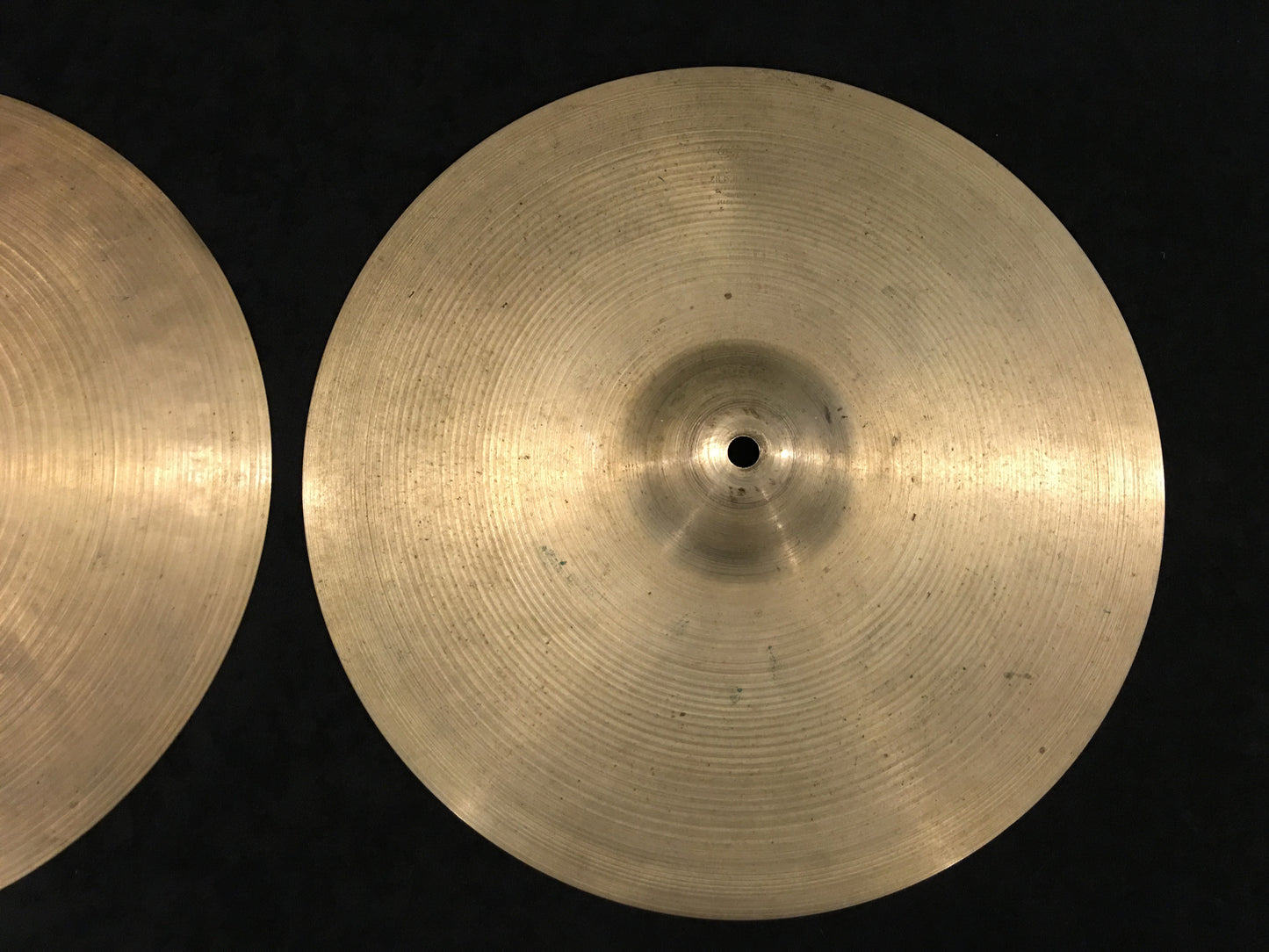 14" Zildjian A 1950's Thin Hi Hat Cymbals 652g & 660g # 210