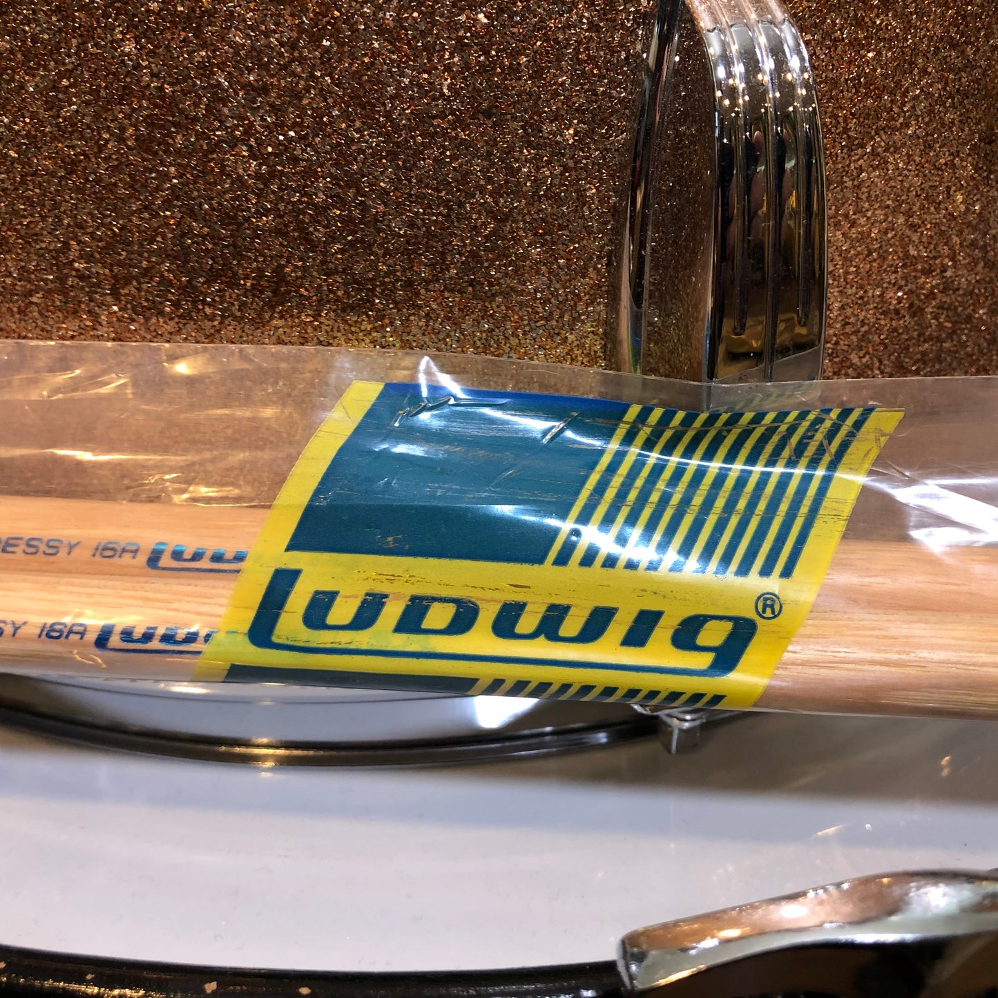 1970s/80s N.O.S. Ludwig Ed Shaughnessy 16A Wood Tip Drum Stick w/ Original Bag