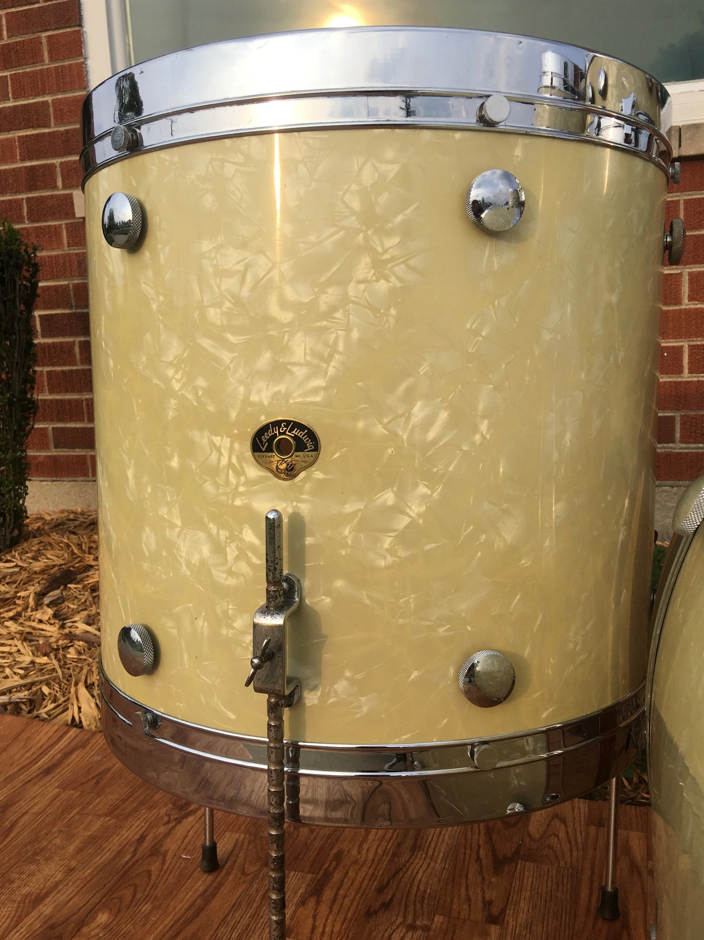 1951 Leedy & Ludwig Knob Tension Drum Set White Marine Pearl 24/13/16/5.5x14 Snare