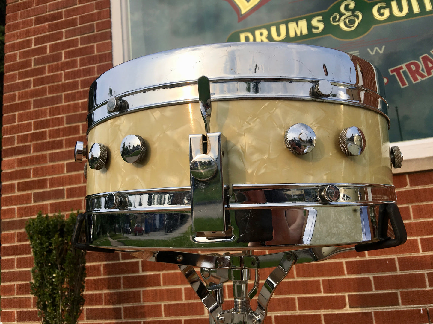 1951 Leedy & Ludwig Knob Tension Drum Set White Marine Pearl 24/13/16/5.5x14 Snare