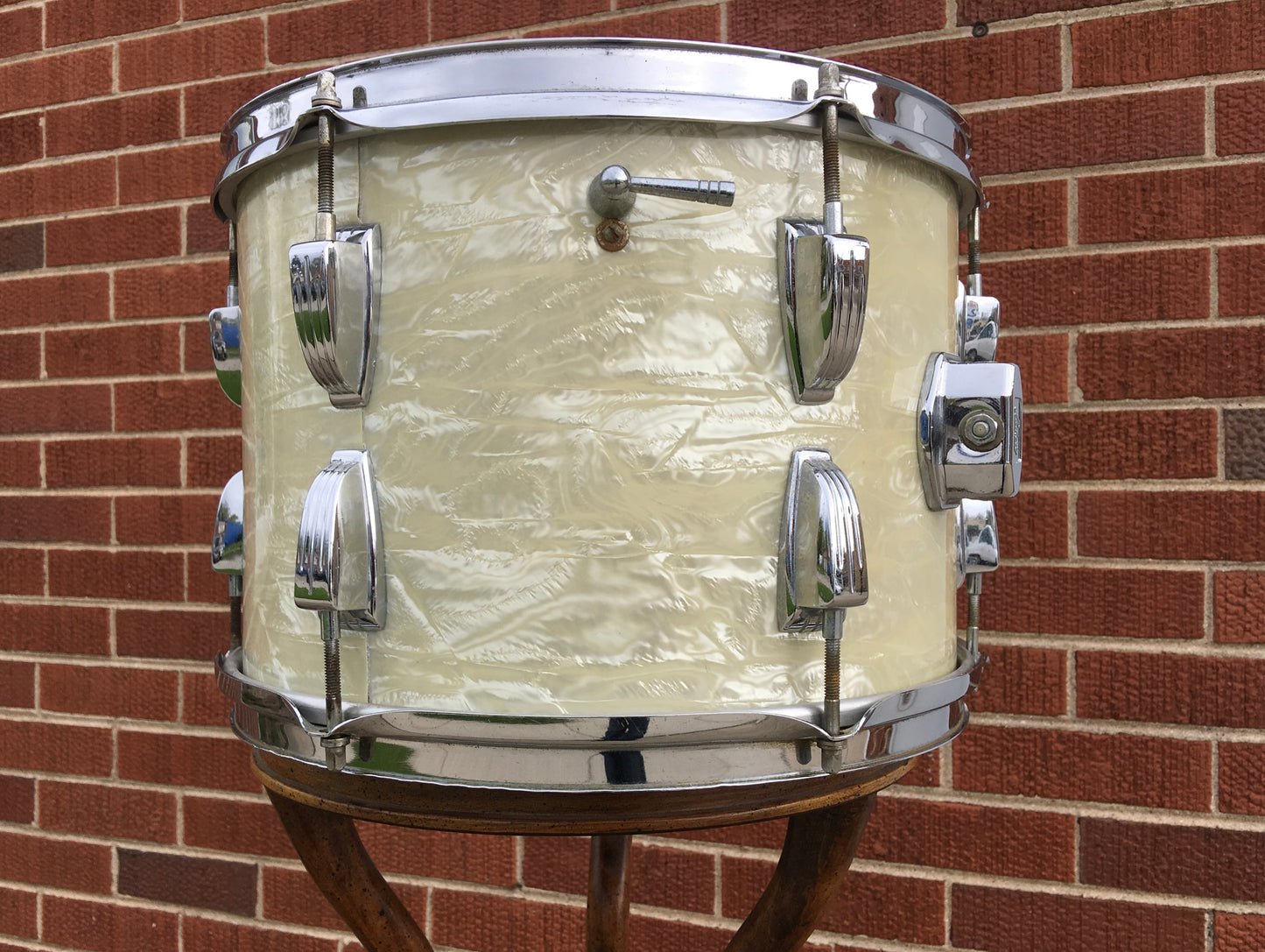 1960's Ludwig 9x13 White Marine Pearl Super Classic Tom Drum