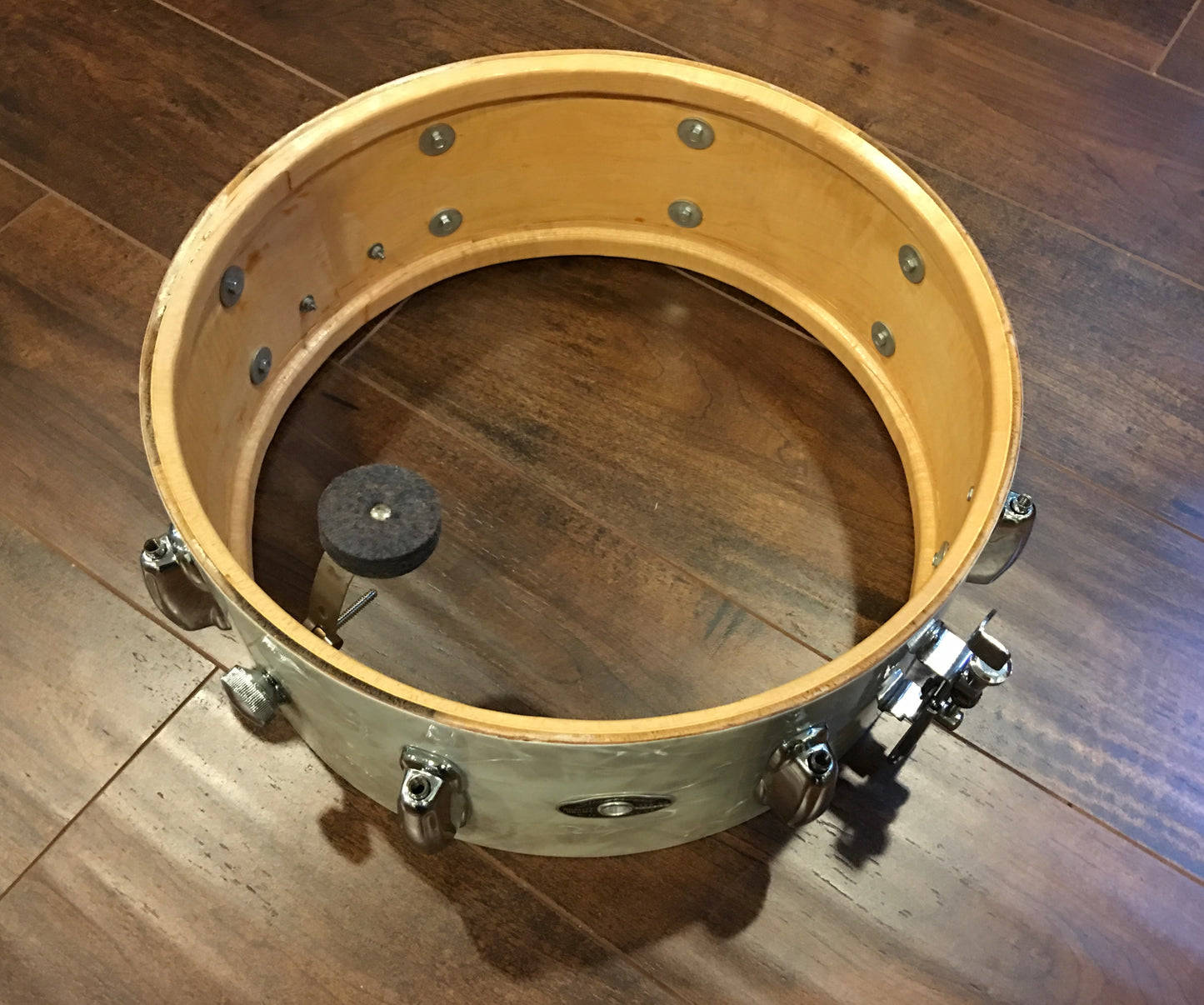 1970s Slingerland 5.5x14 Hollywood Ace White Marine Pearl Snare Drum