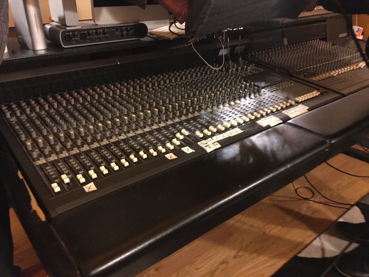 Mackie 32.8 & 24E Mixing Console w/ Argosy Desk